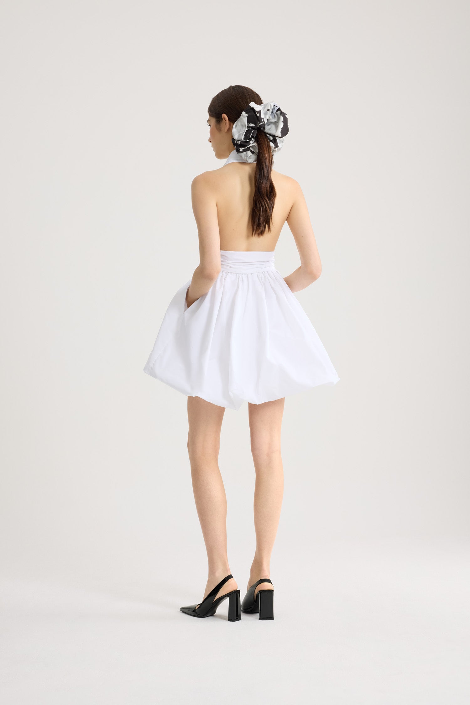 Patou DR233 robe mini bloomer blanche faille recyclée nœud