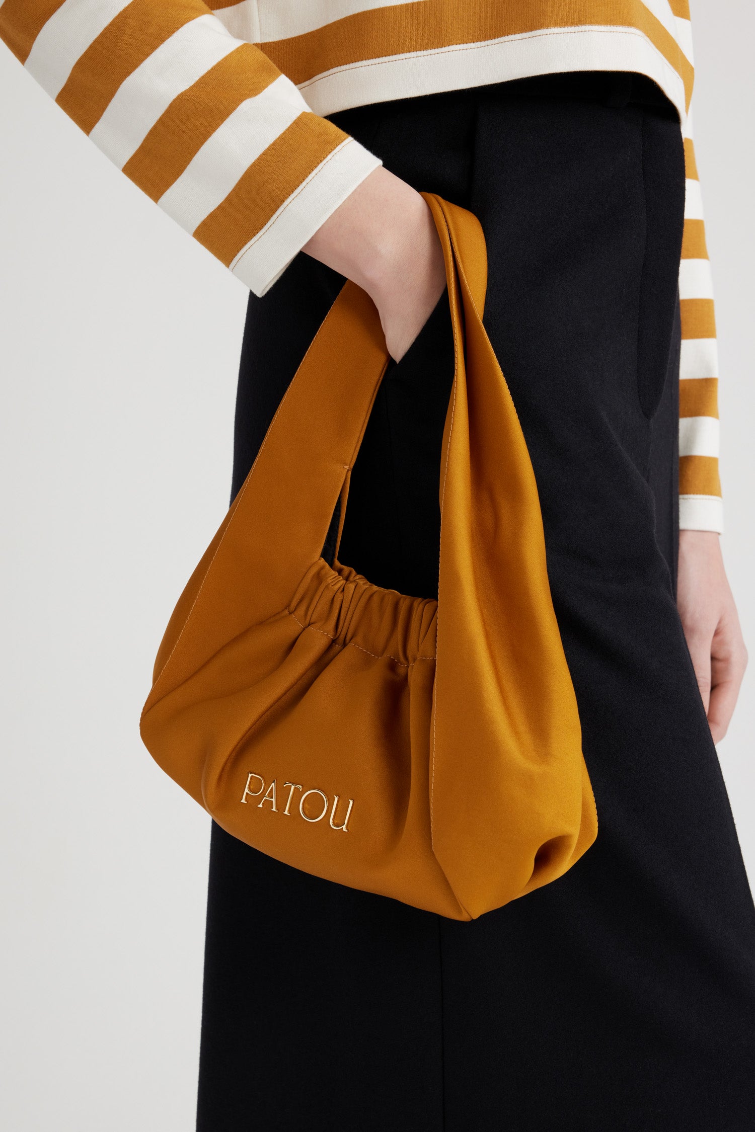 Patou Biscuit AC054 sac satin recyclé doré