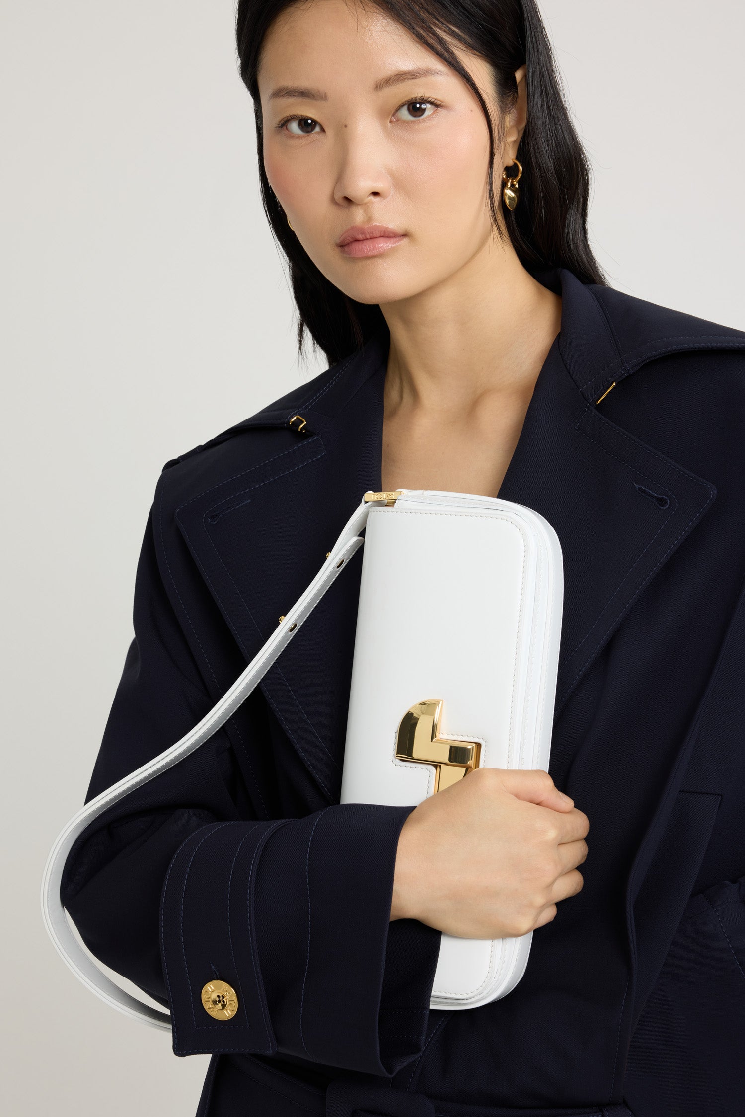 Patou BA020 Le Lock sac cuir blanc verni TU