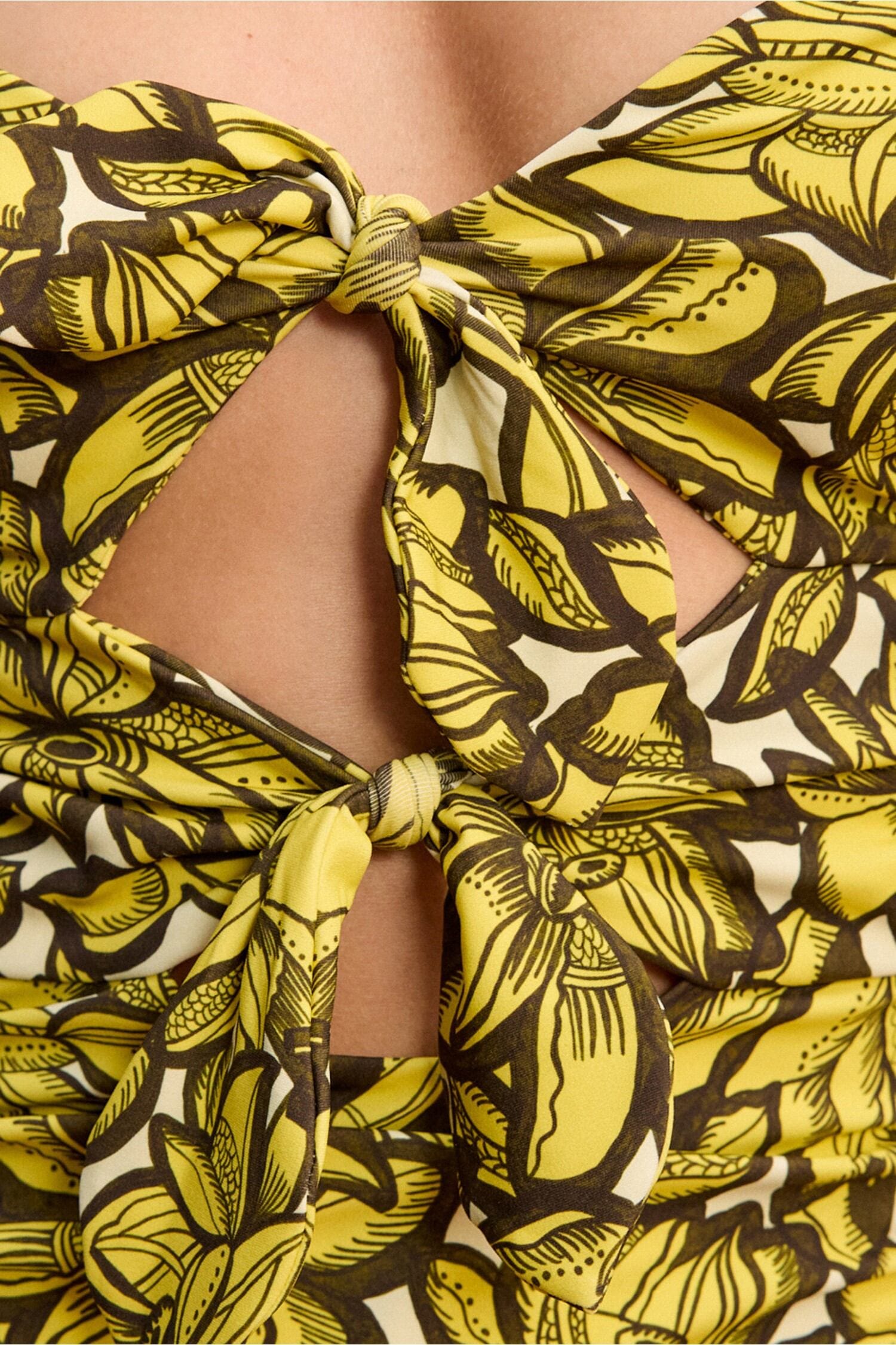 Alemaïs Mona maillot une pièce licou fleuri