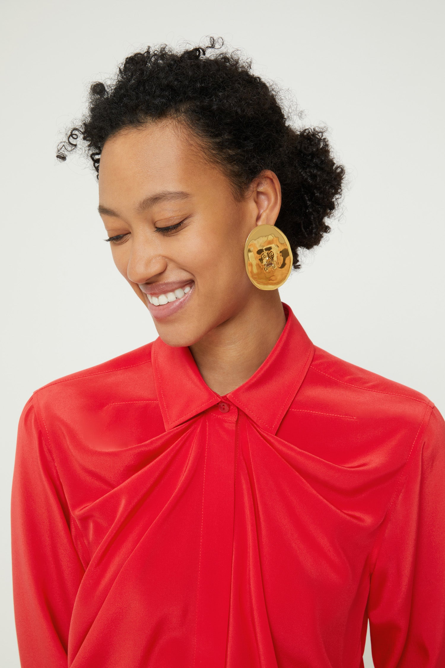 Patou BL003 blouse soie drapée rouge capucine