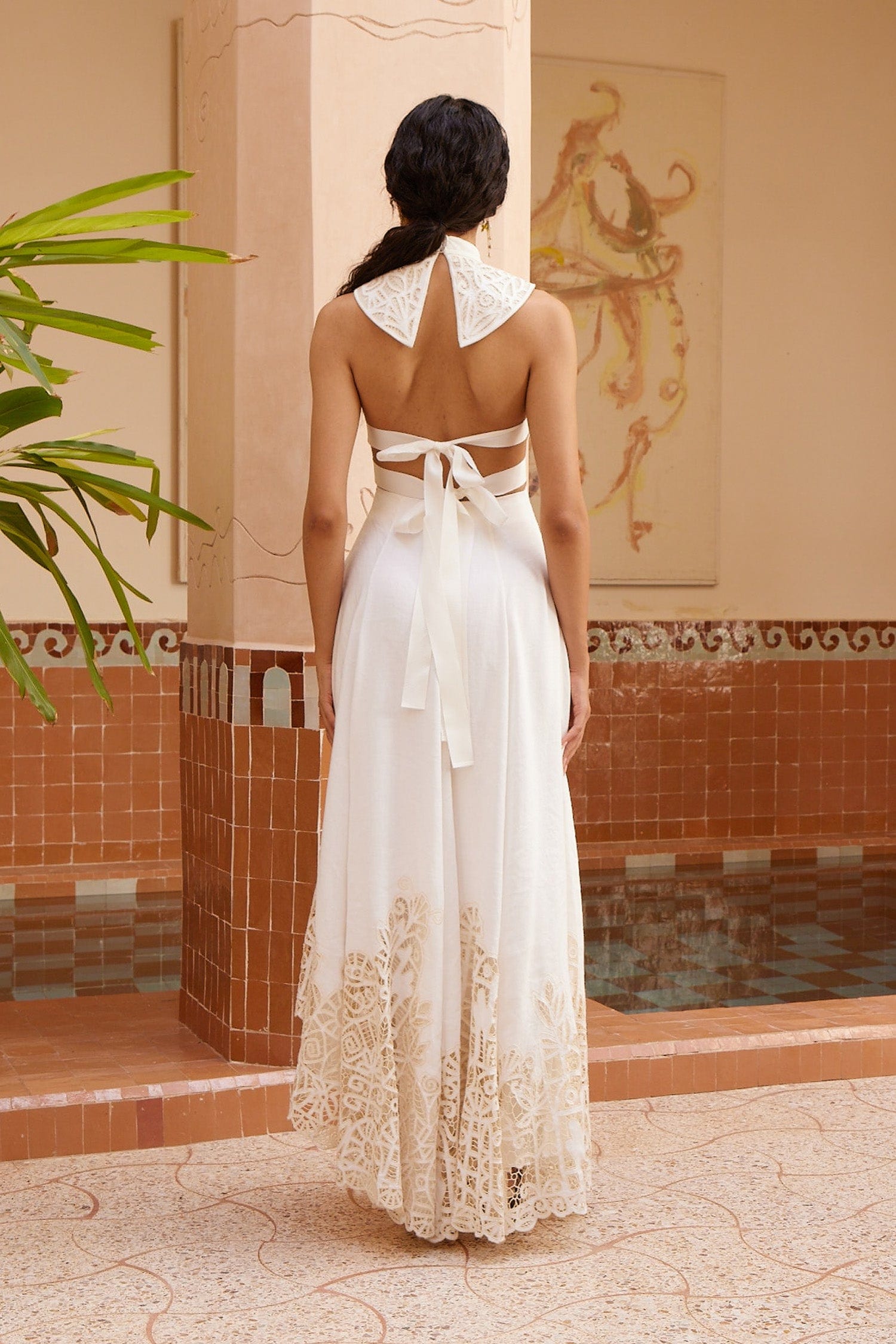 Alemaïs Rosemary robe longue brodée lin dos nu