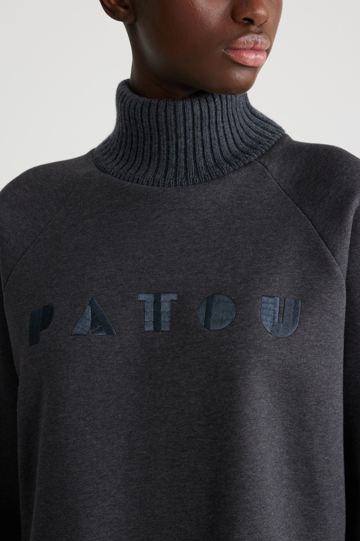 Patou H24JE1269995963A sweat coton bio Art Deco Graphite