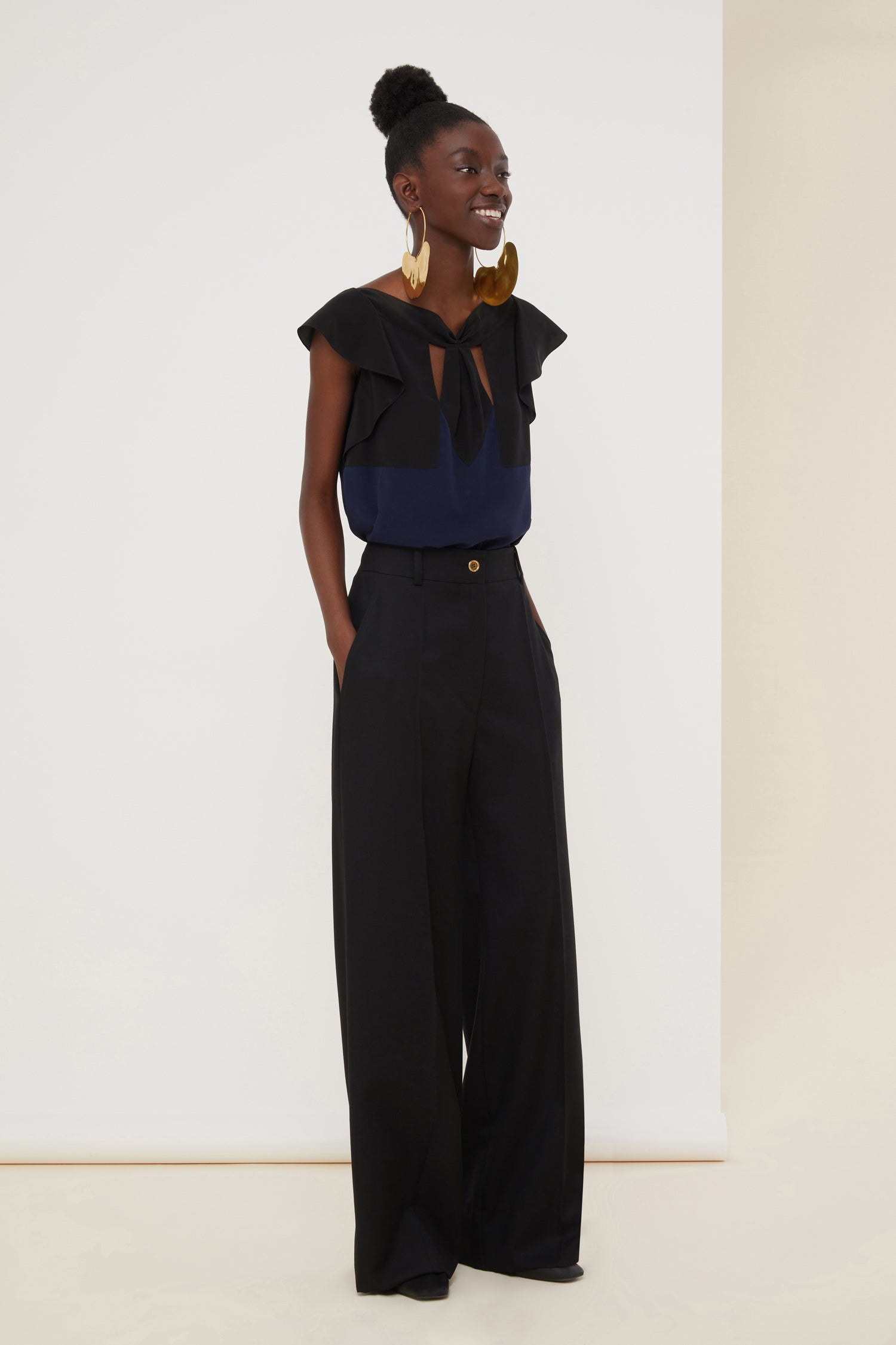 Patou Tops A20TO0150013699N top soie bleu marine noir