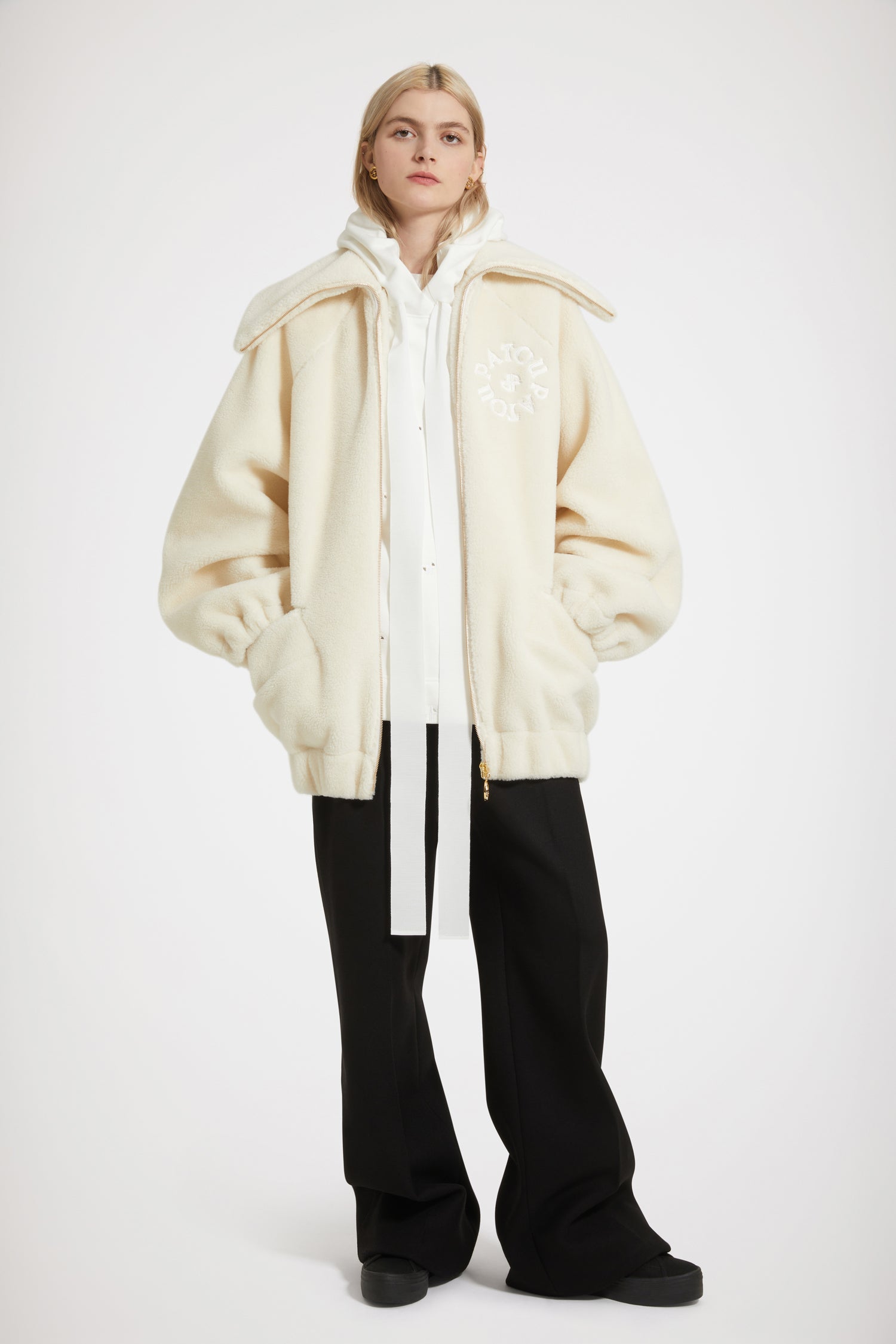 Patou H23JE0980157009A bomber shearling blanc Avalanche oversize