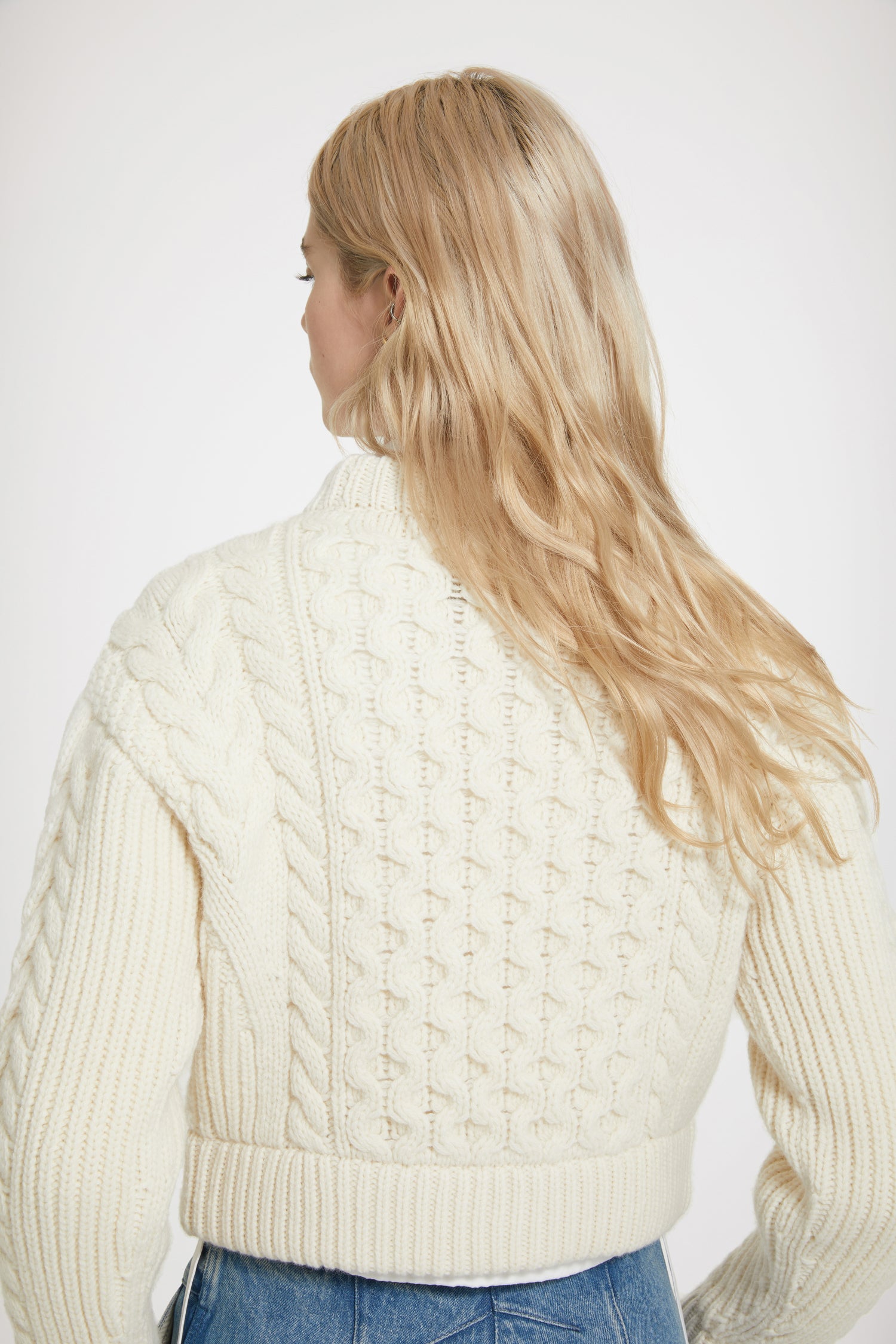 Patou KN138 pull torsades laine blanc avalanche