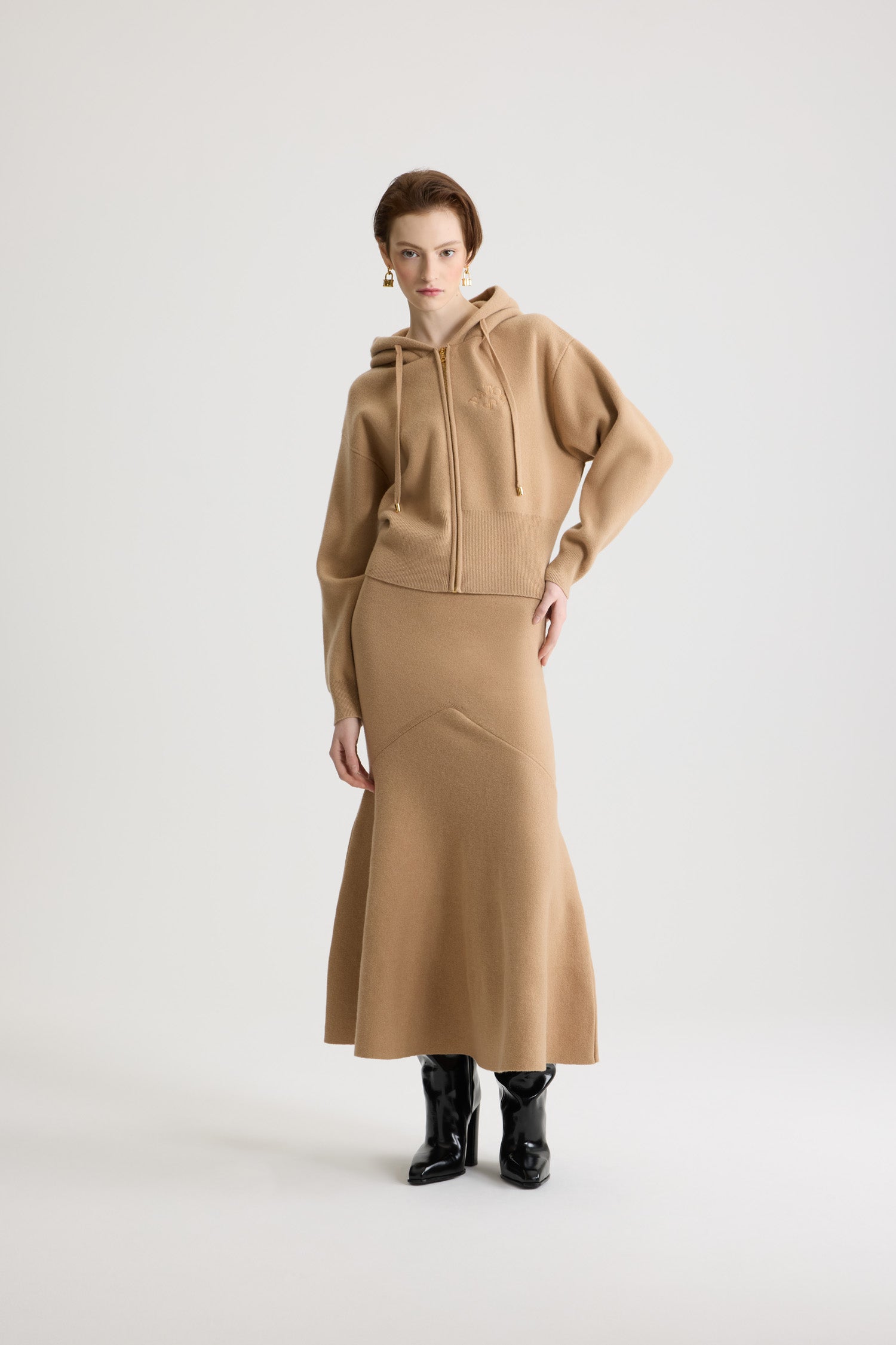 Patou H25KN2958041109B sweat zippé laine biscuit