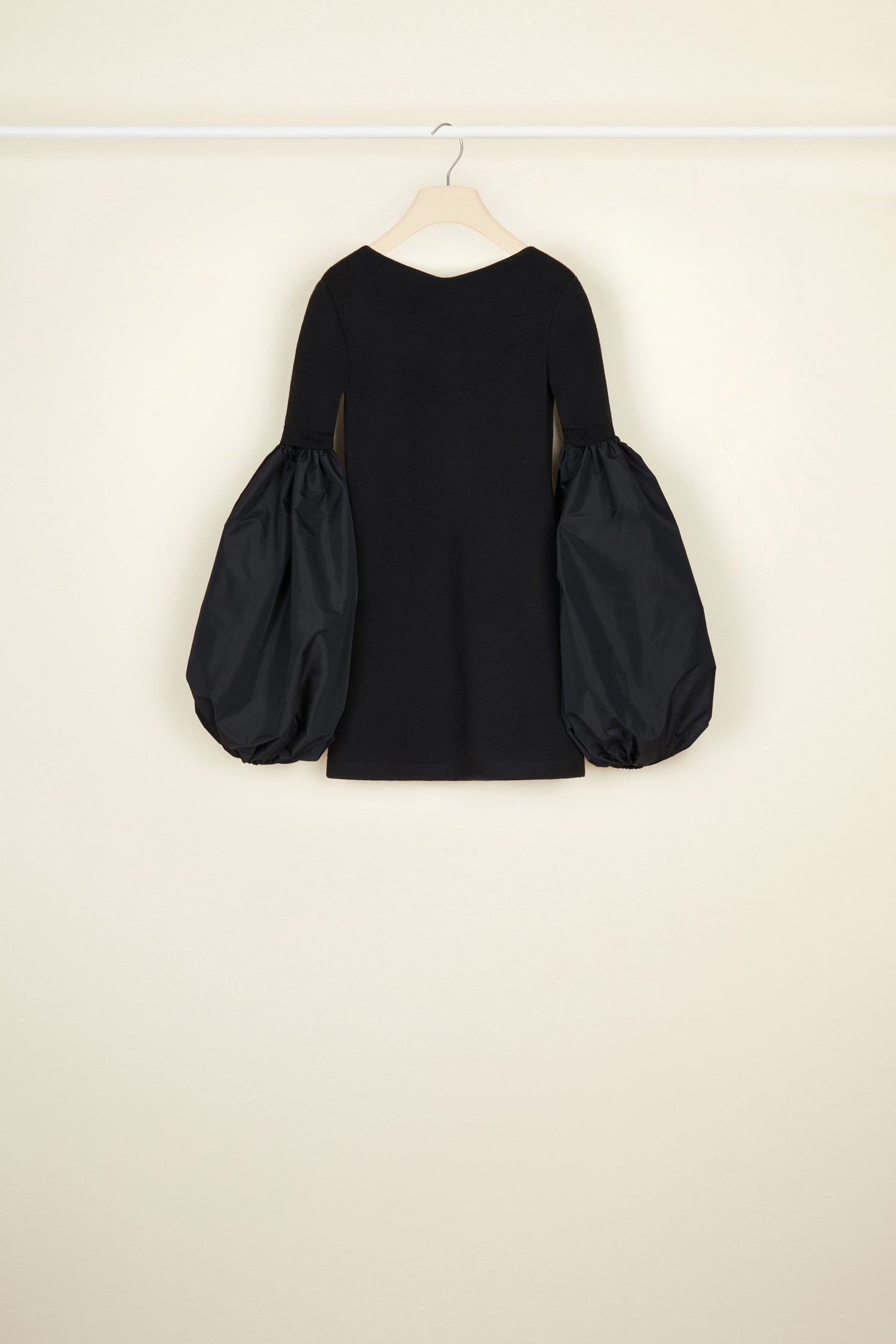 Patou Dresses KN059 robe mini maille noire manches S