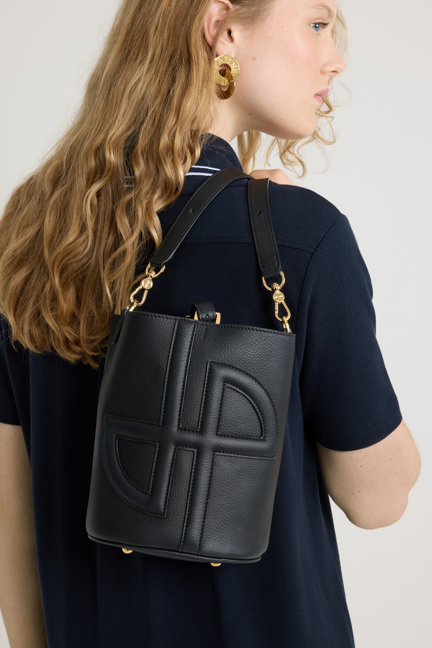 Patou sac seau BA016 cuir grainé noir petit