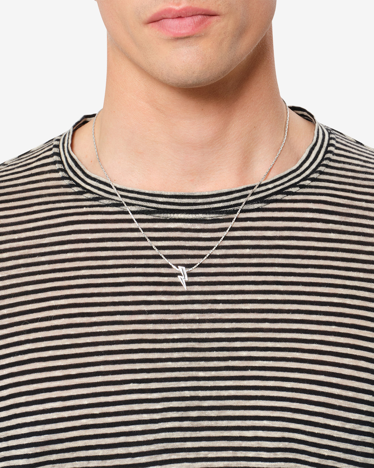 Isabel Marant Flash collier noir argenté pendentif éclair