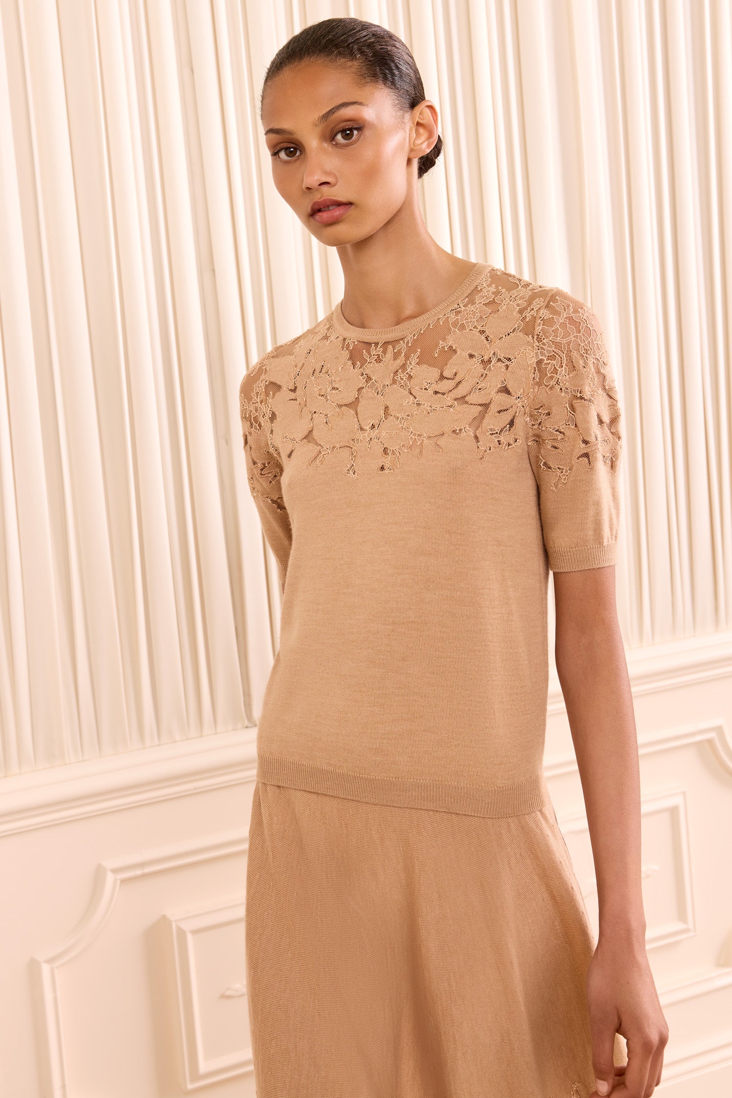 Ulla Johnson Ella top dentelle laine Almond manches courtes