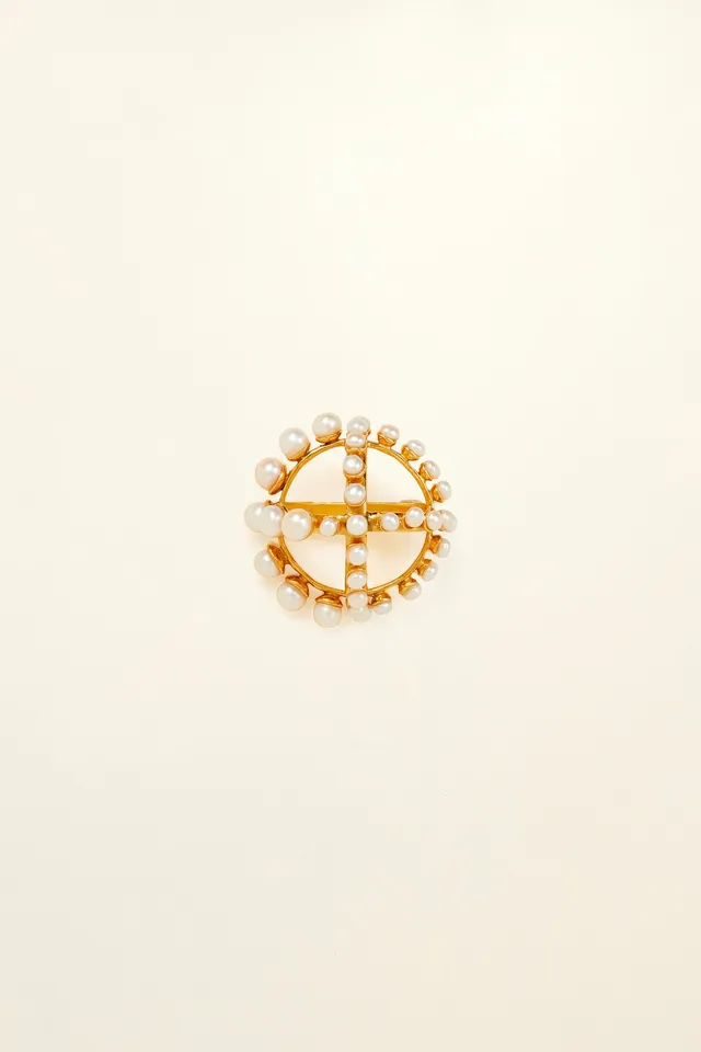Patou H20JW0241000299G broche ronde dorée perle TU