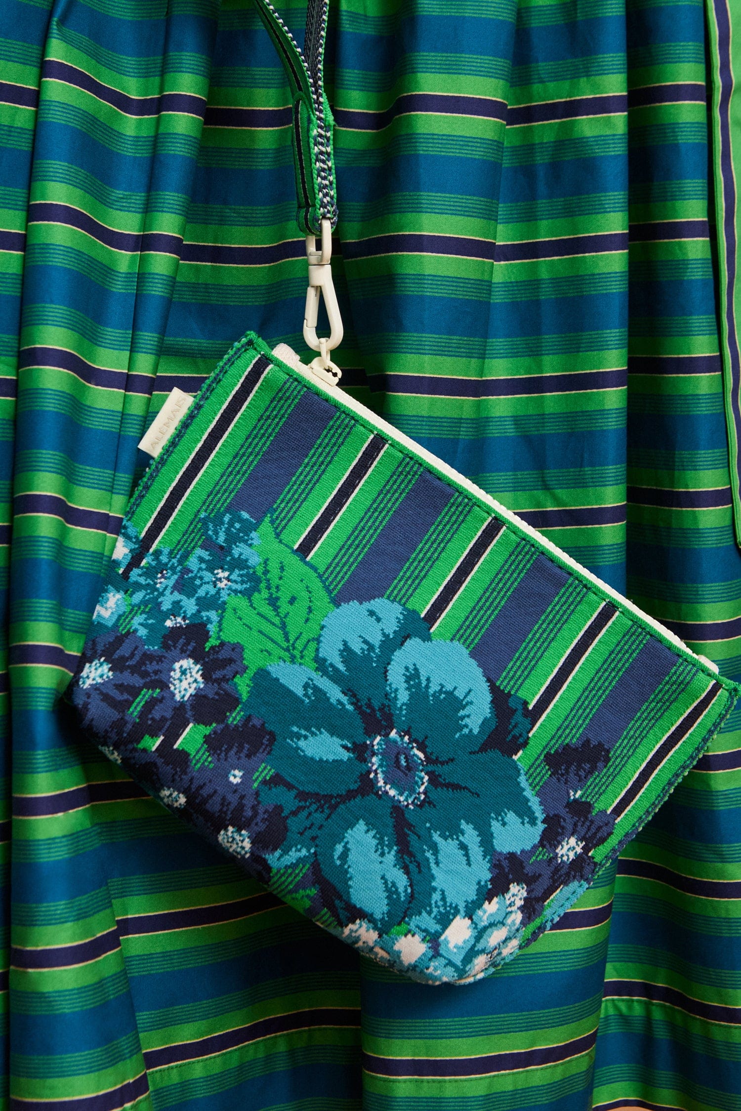 Alemäis Margo pochette jacquard recyclée fleurie