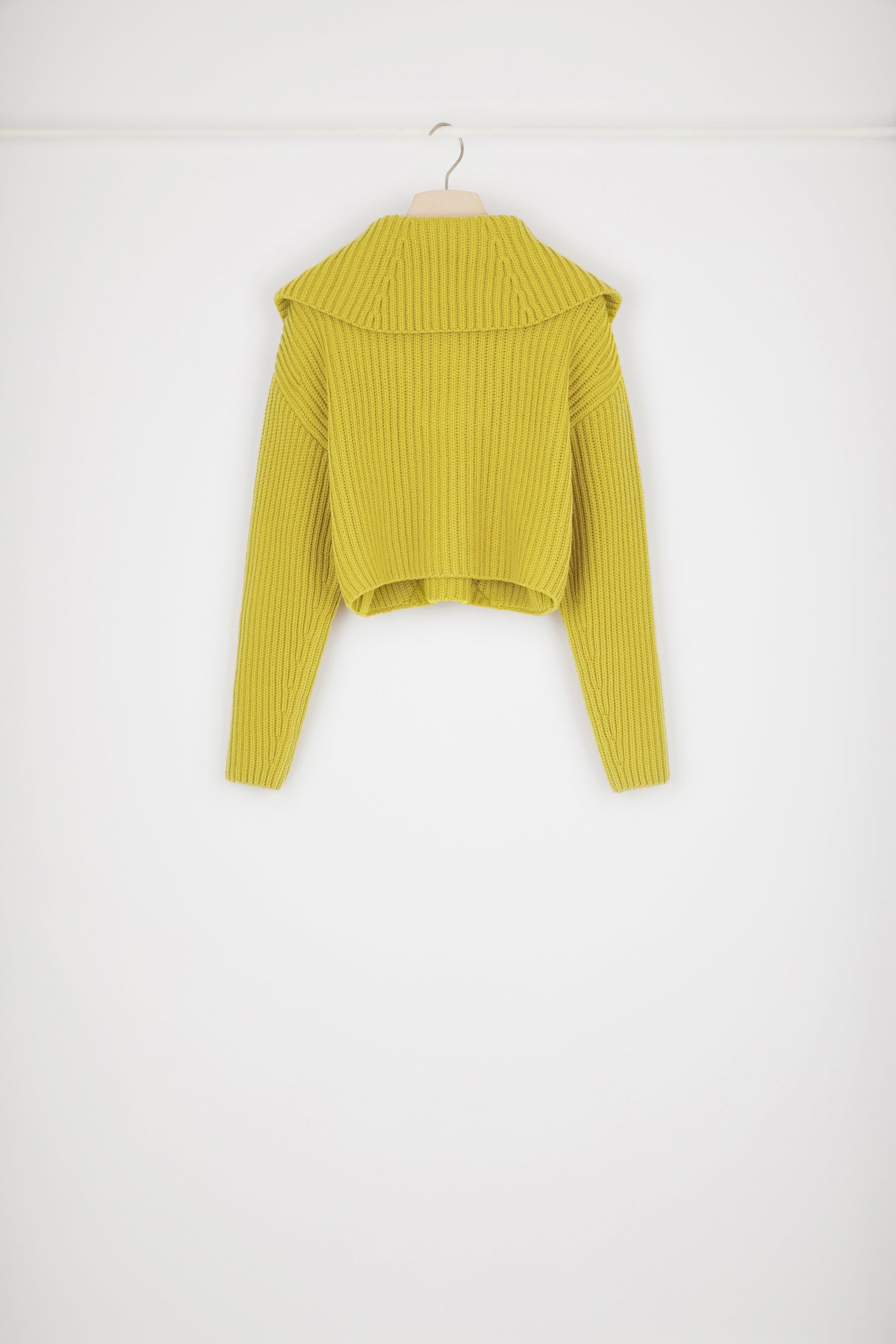 Patou KN090 pull absinthe laine mérinos col zip