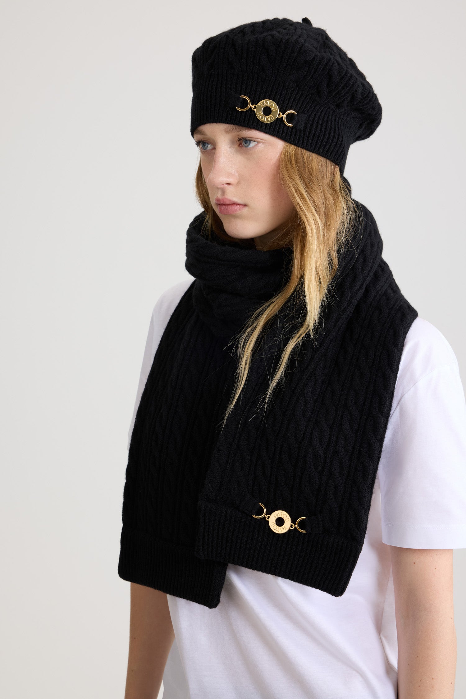 Patou Cable knit beret béret noir laine cachemire TU
