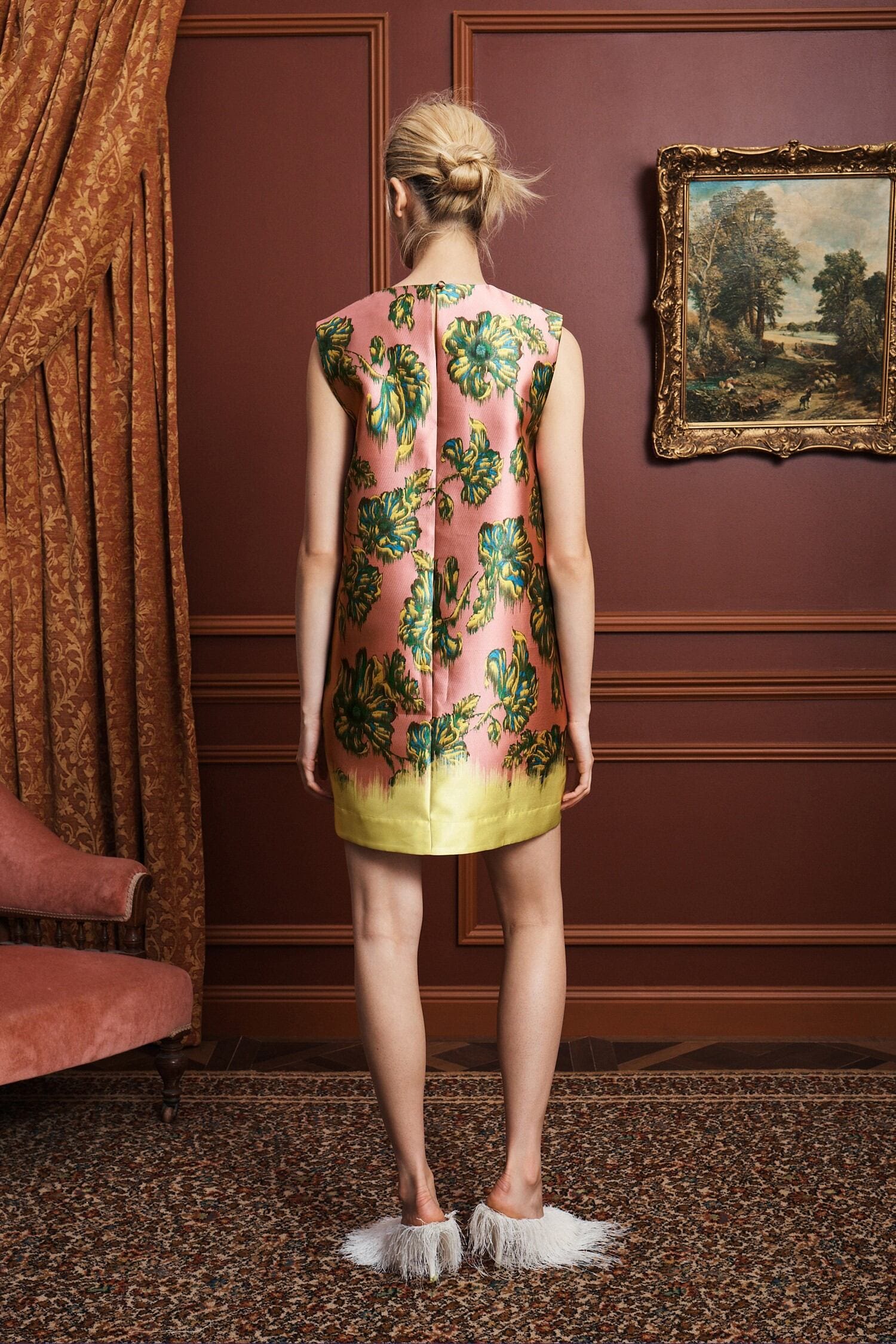 Alémais Faye Mini robe mini fleurie sans manches