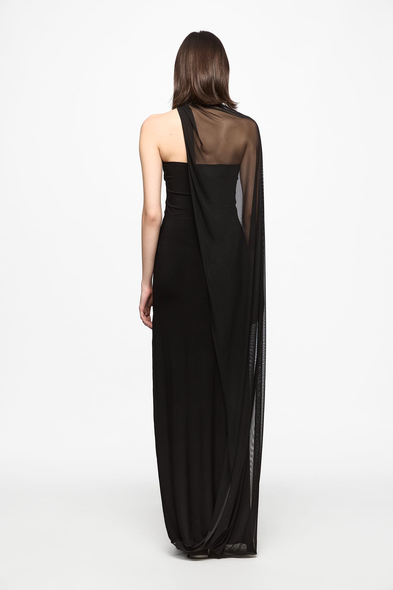ATU Body Couture robe longue tube noire cape tulle à fente