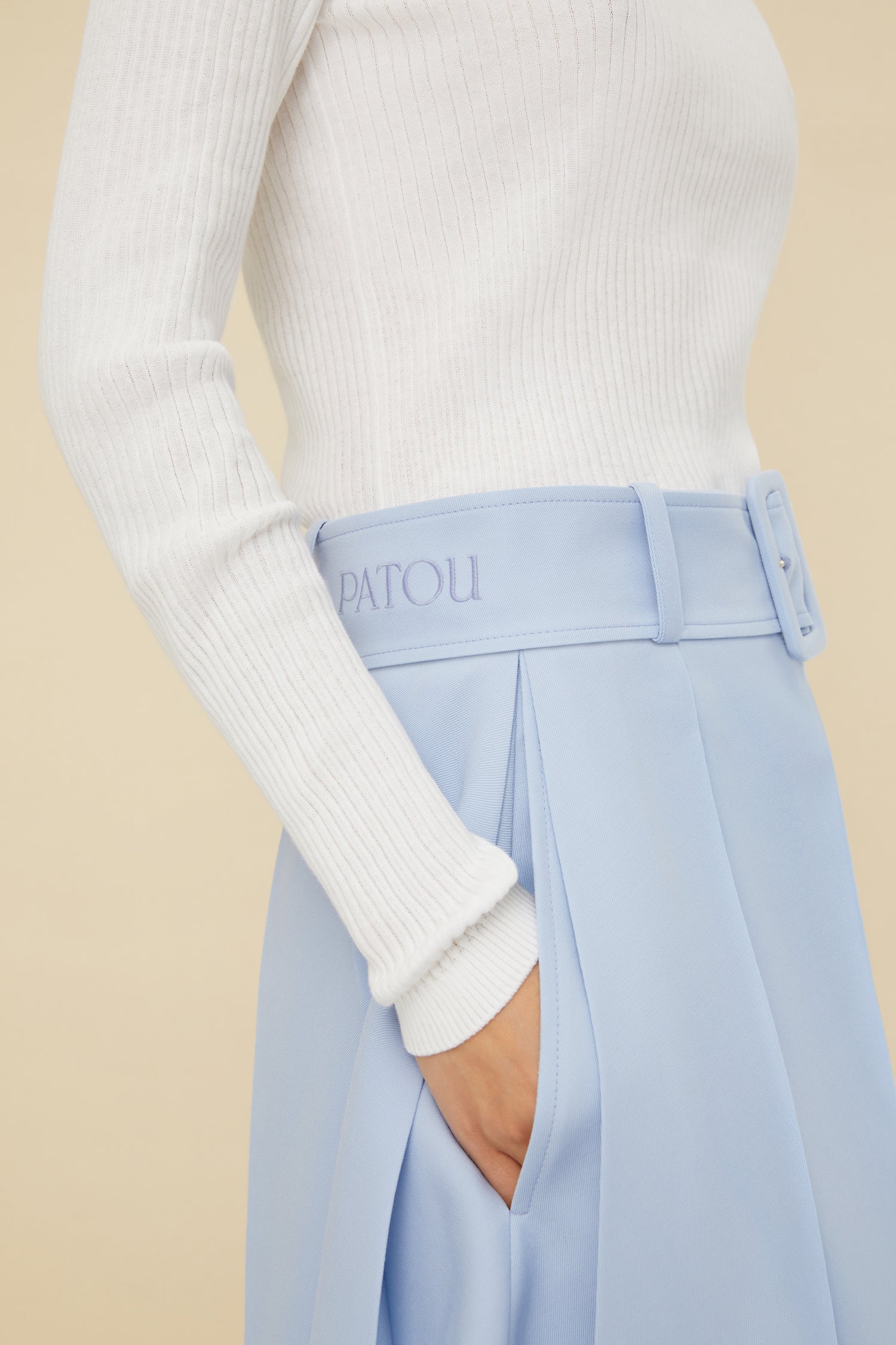 Patou TR018 short laine bleu ciel ceinture 34-44
