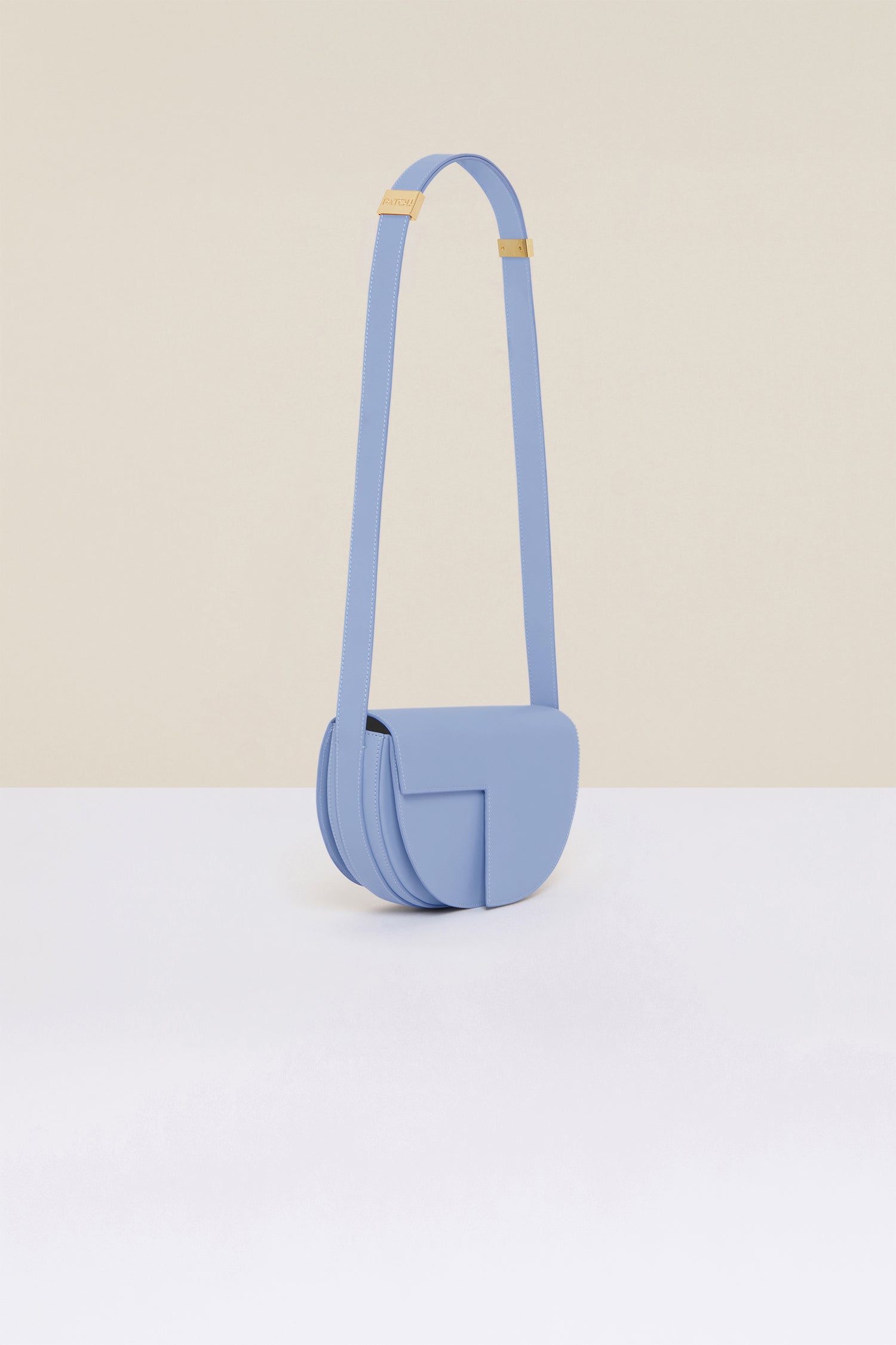 Patou BA001 sac main cuir bleu alaska blue