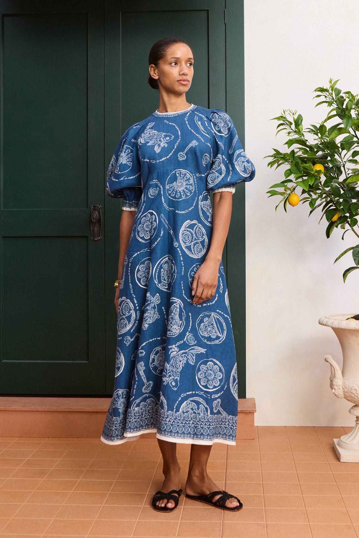 Alemais Lucky robe midi lin col rond imprimé