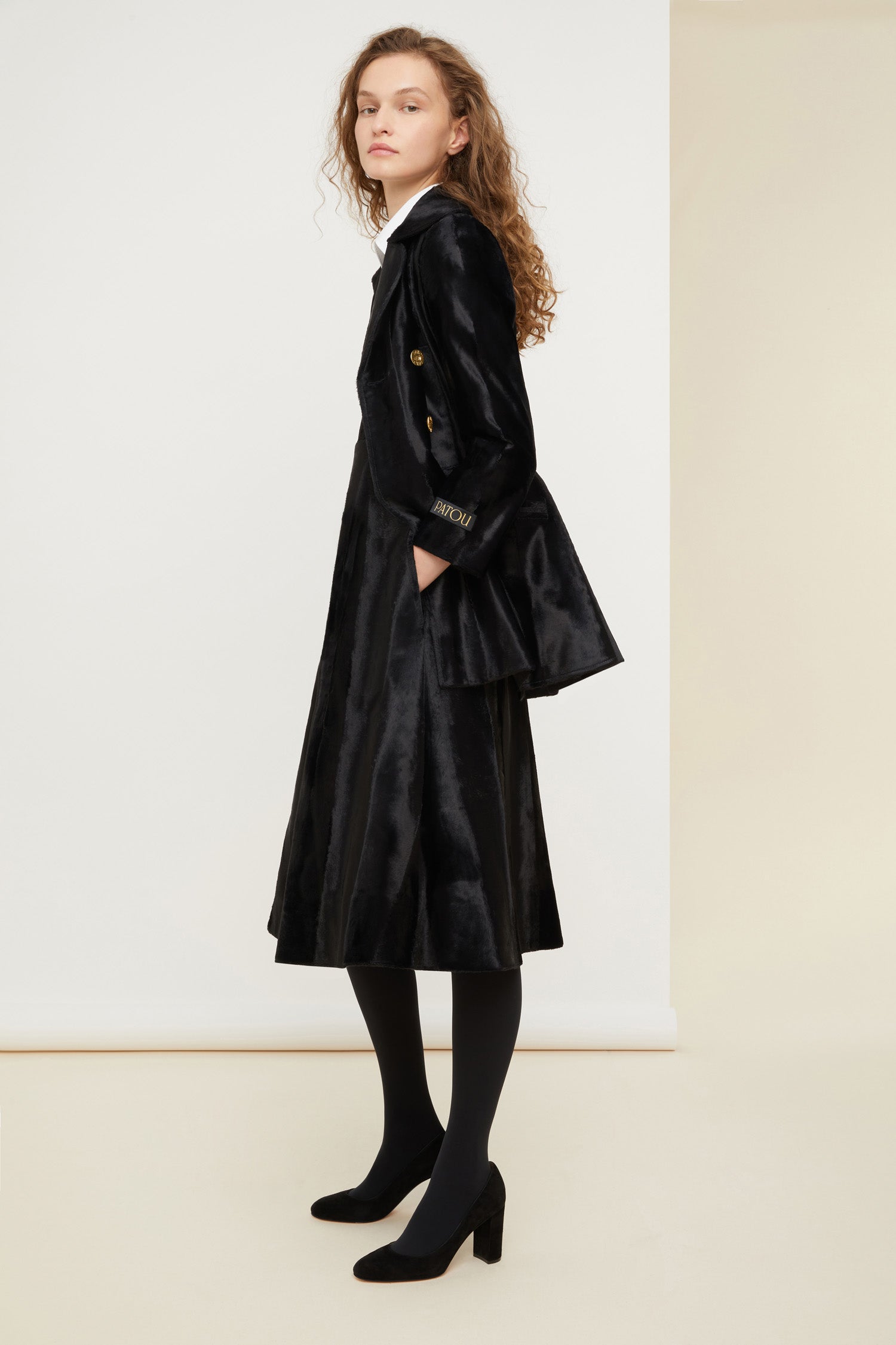 Patou H21DR063 robe midi faux ponyskin noire col