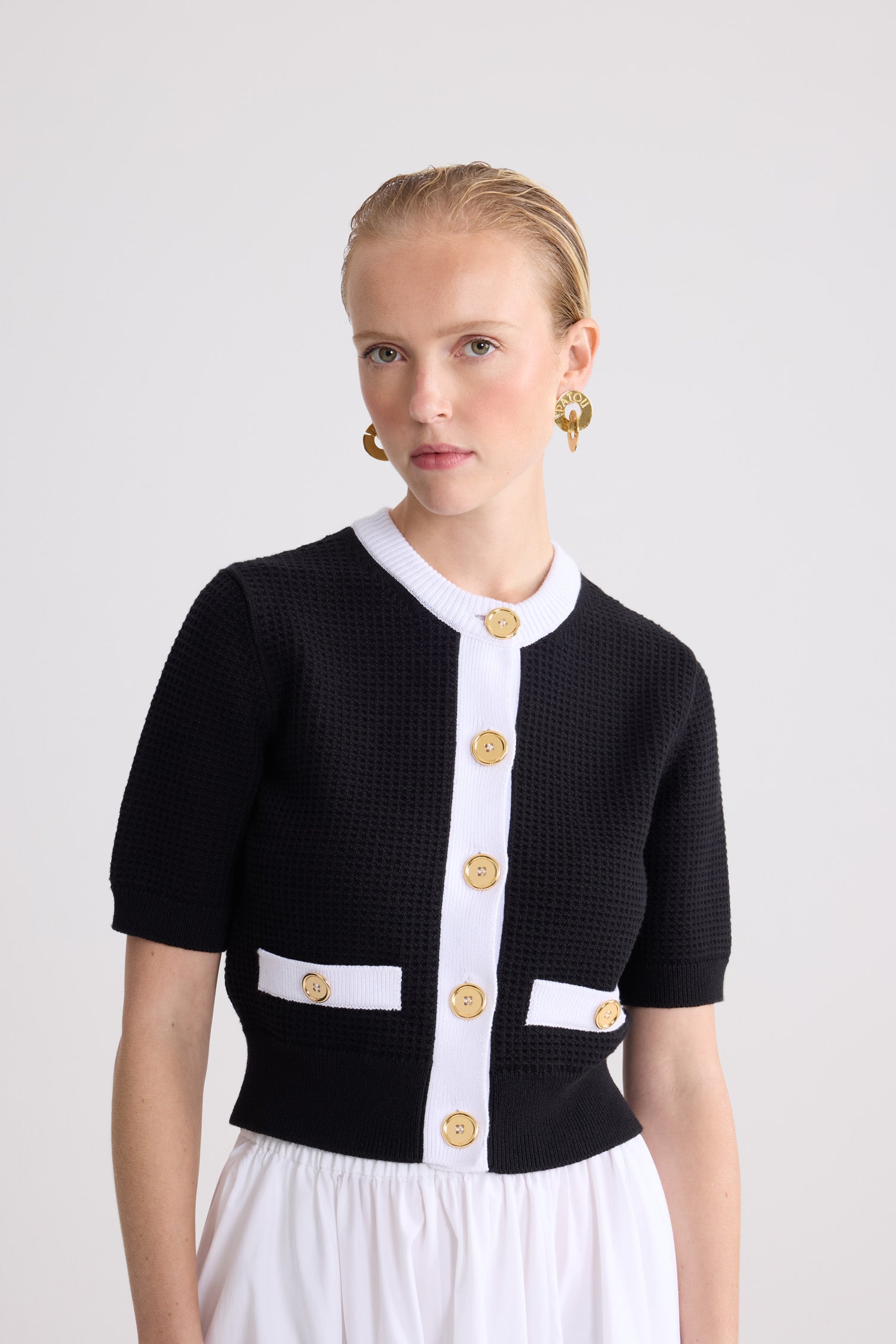 Patou KN338 cardigan noir coton manches courtes