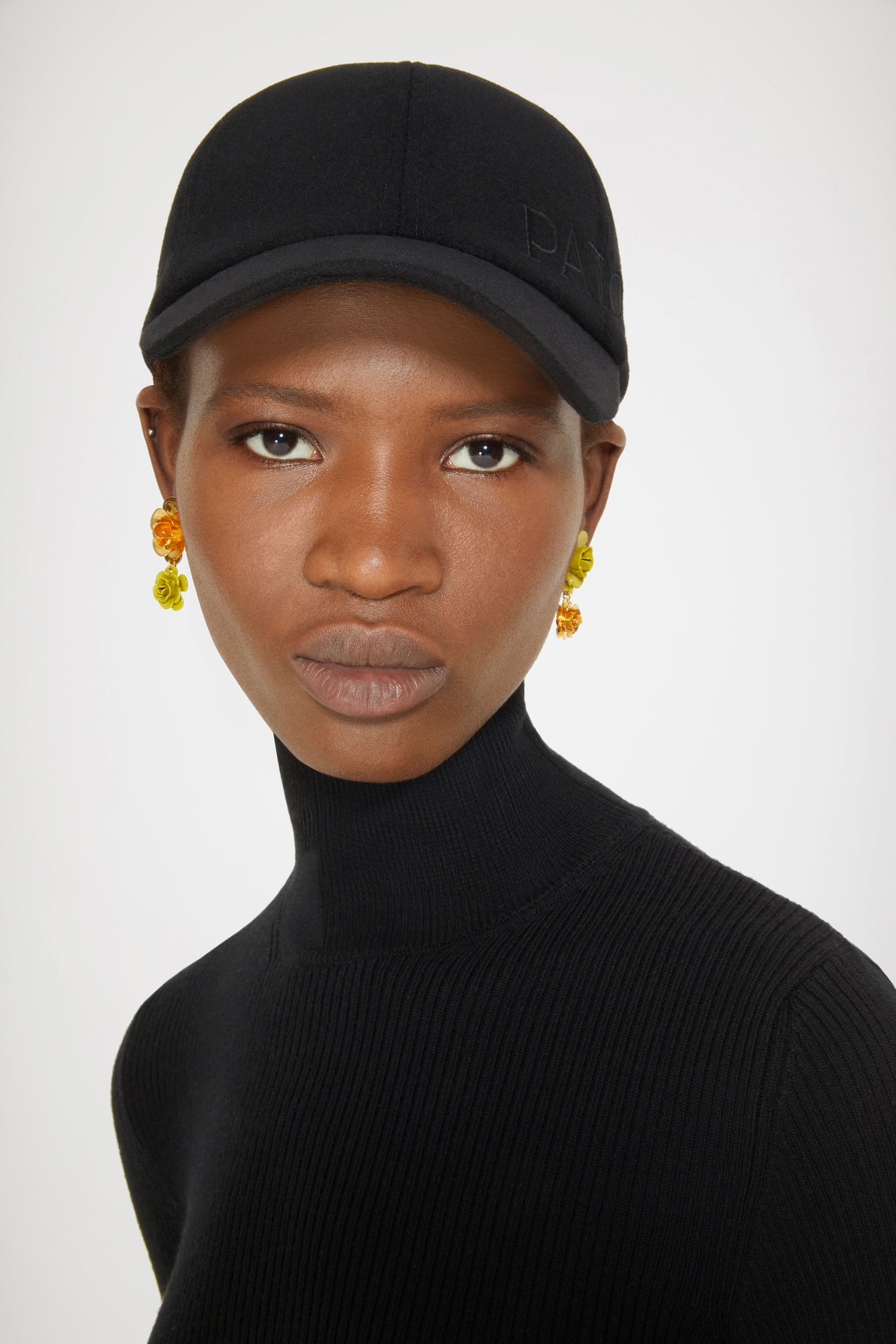 Patou Accessories AC040 casquette feutre noir brodée