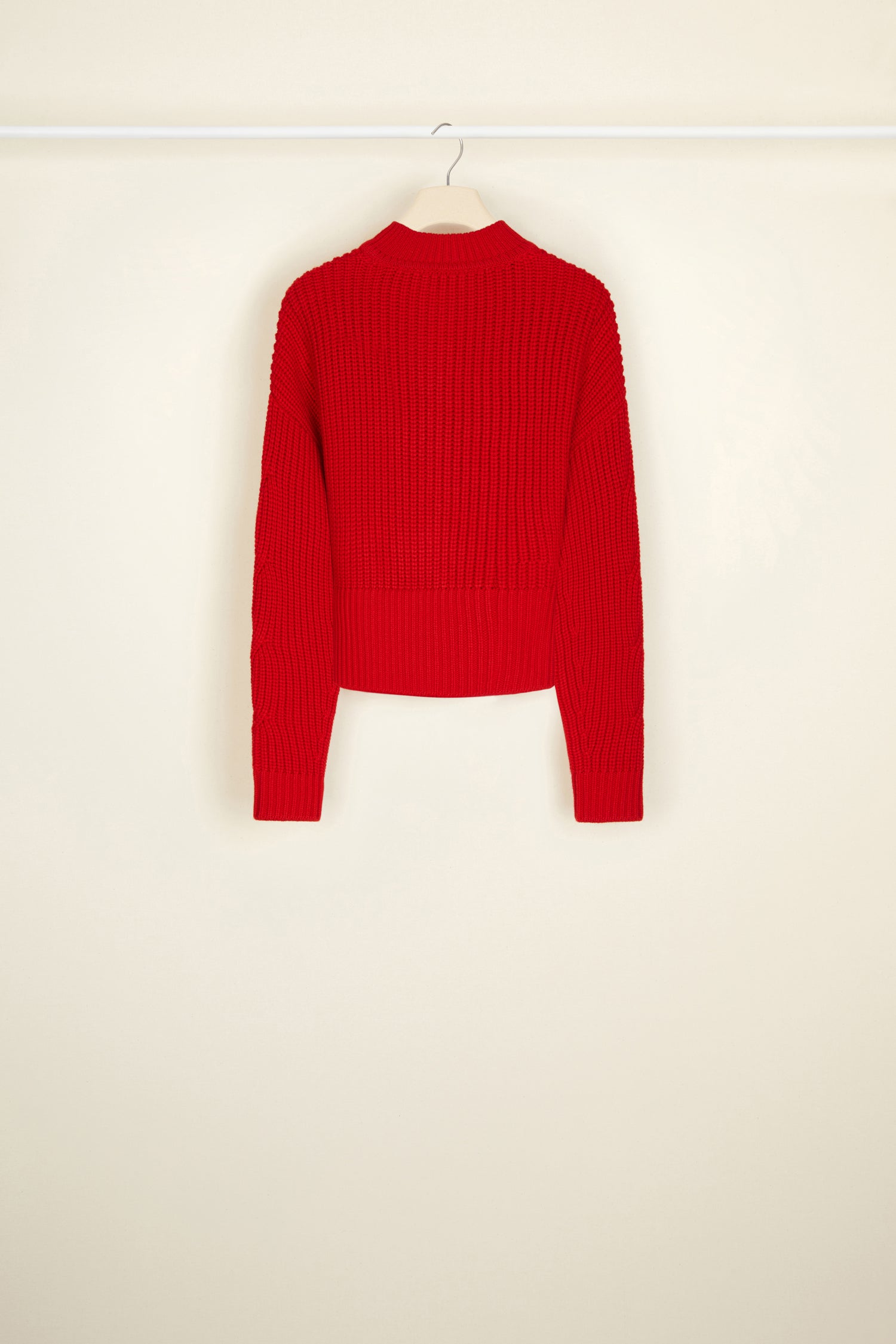 Patou KN0528038302R pull torsadé rouge poppy cropped