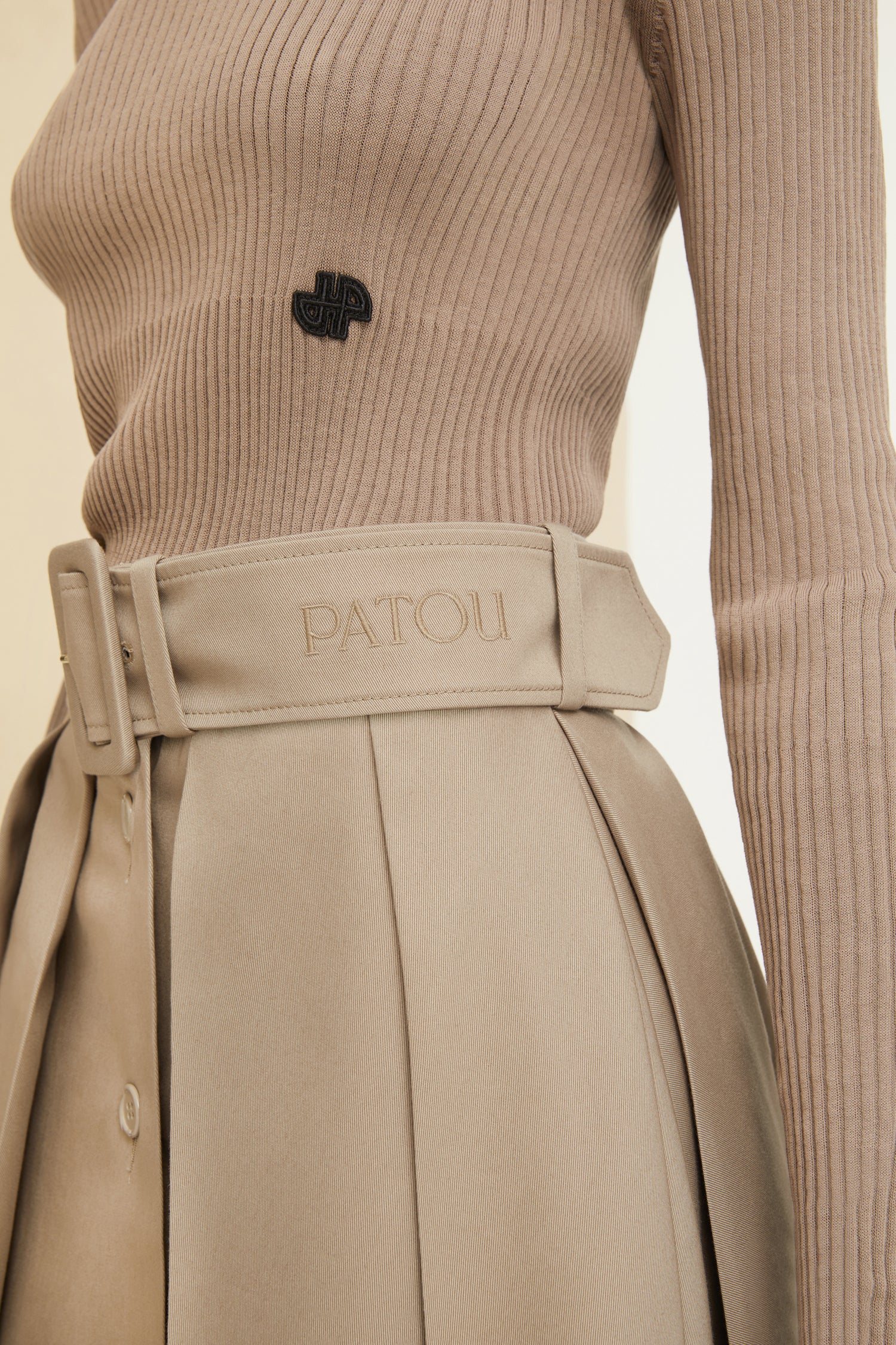 Patou P22KN0788051106P pull coton bio parchment