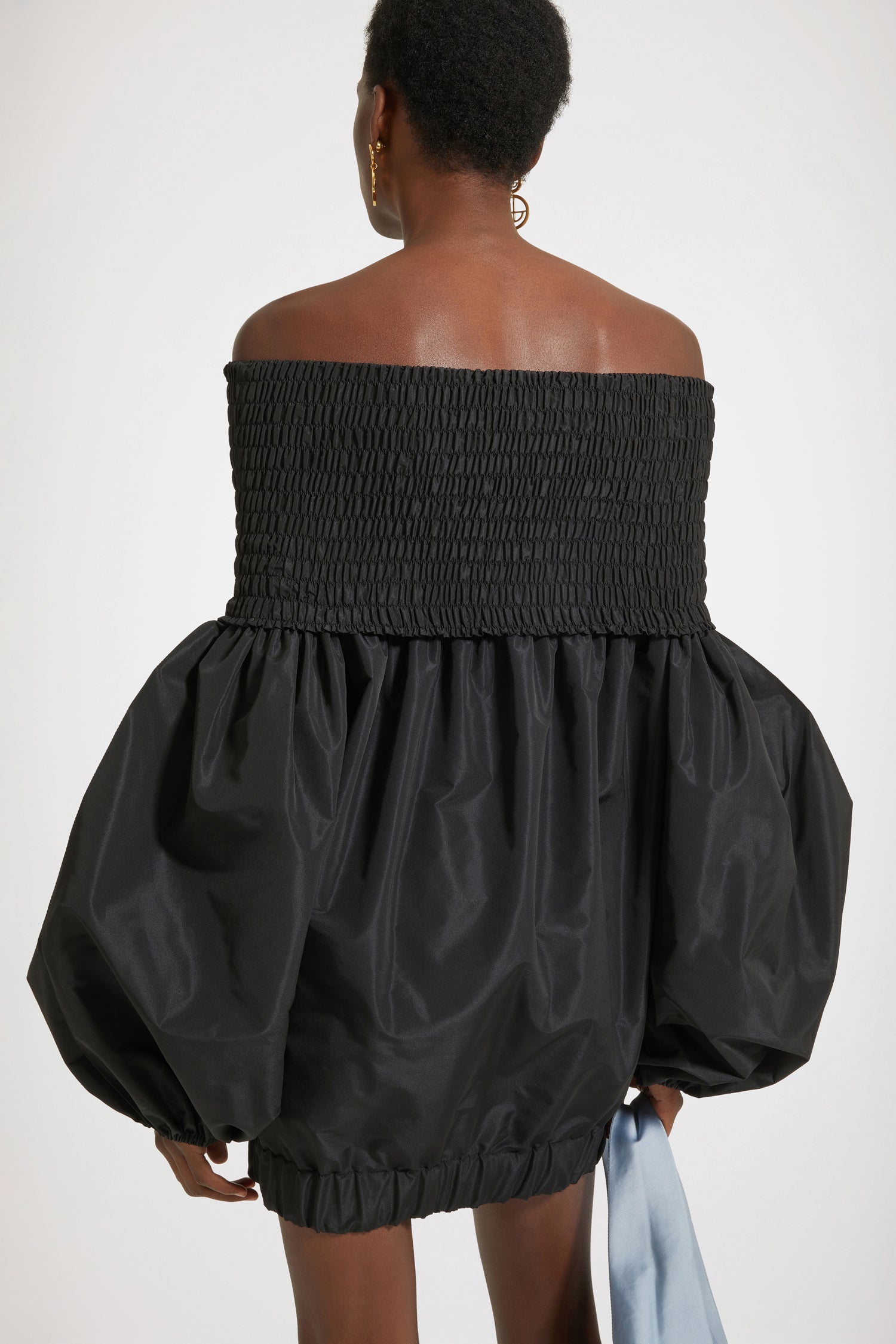 Patou DR127 robe noire faille épaules dénudées femme