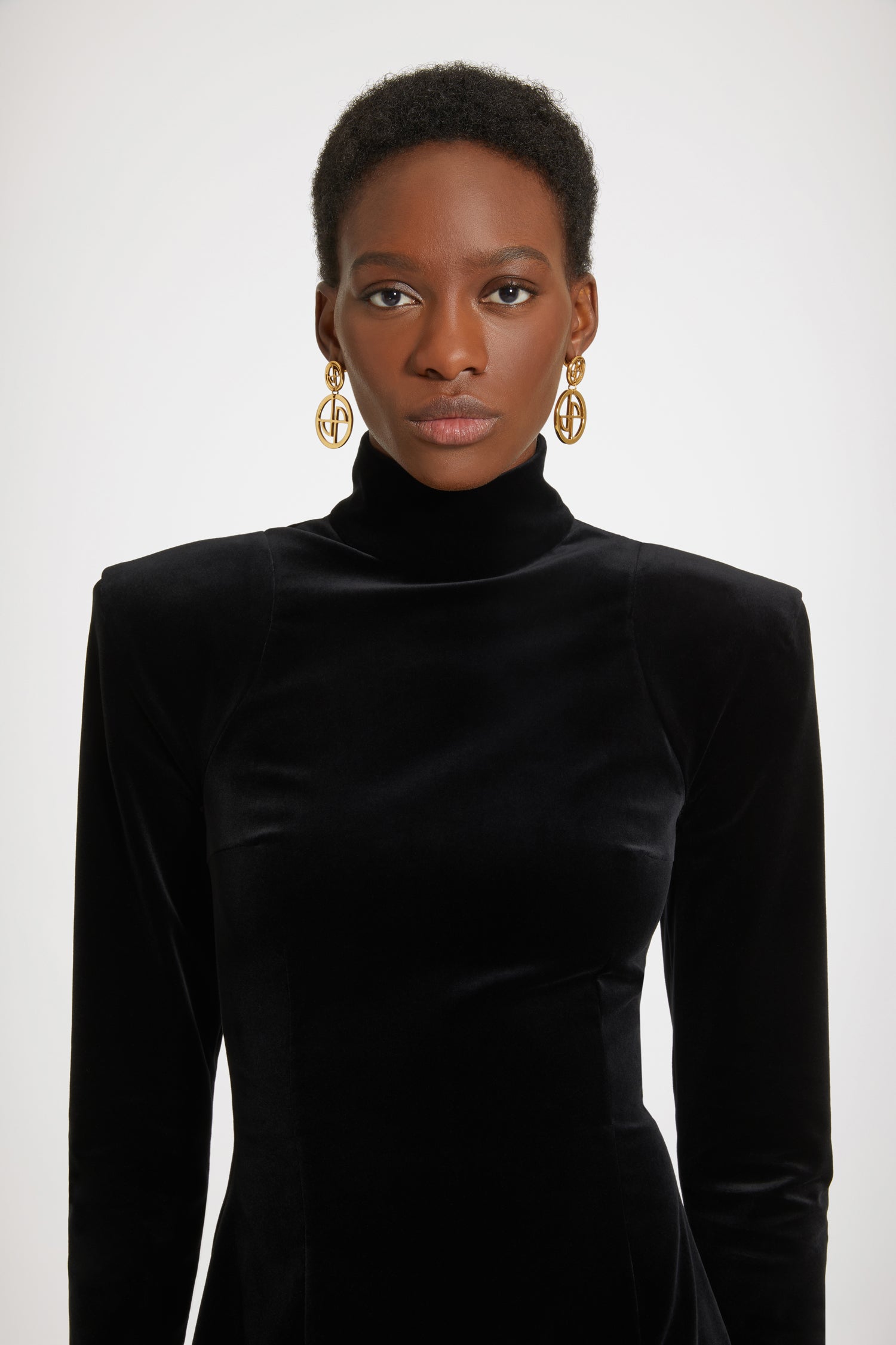 Patou H23DR1220155999B robe velours stretch noire col montant