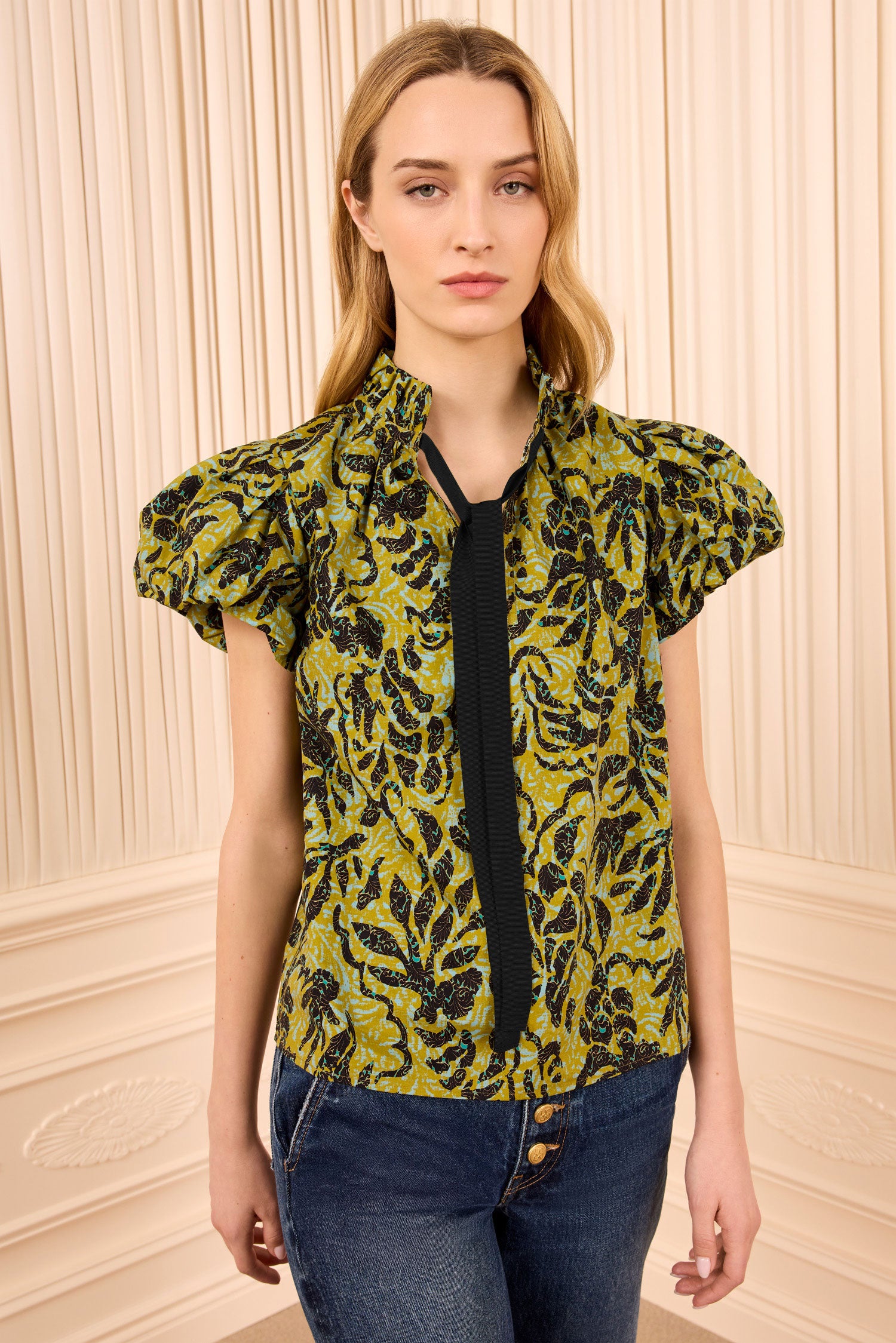 Ulla Johnson Estela haut coton Chartreuse manches courtes