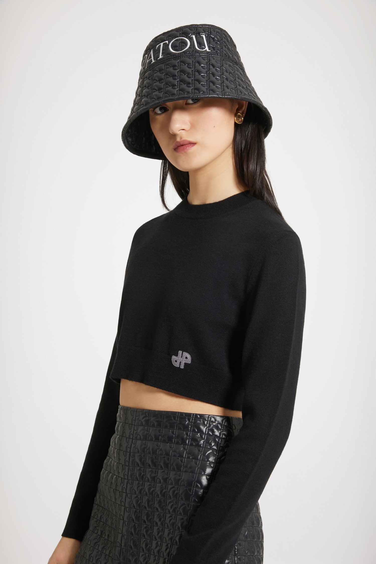 Patou KN099 pull cropped laine cachemire noir