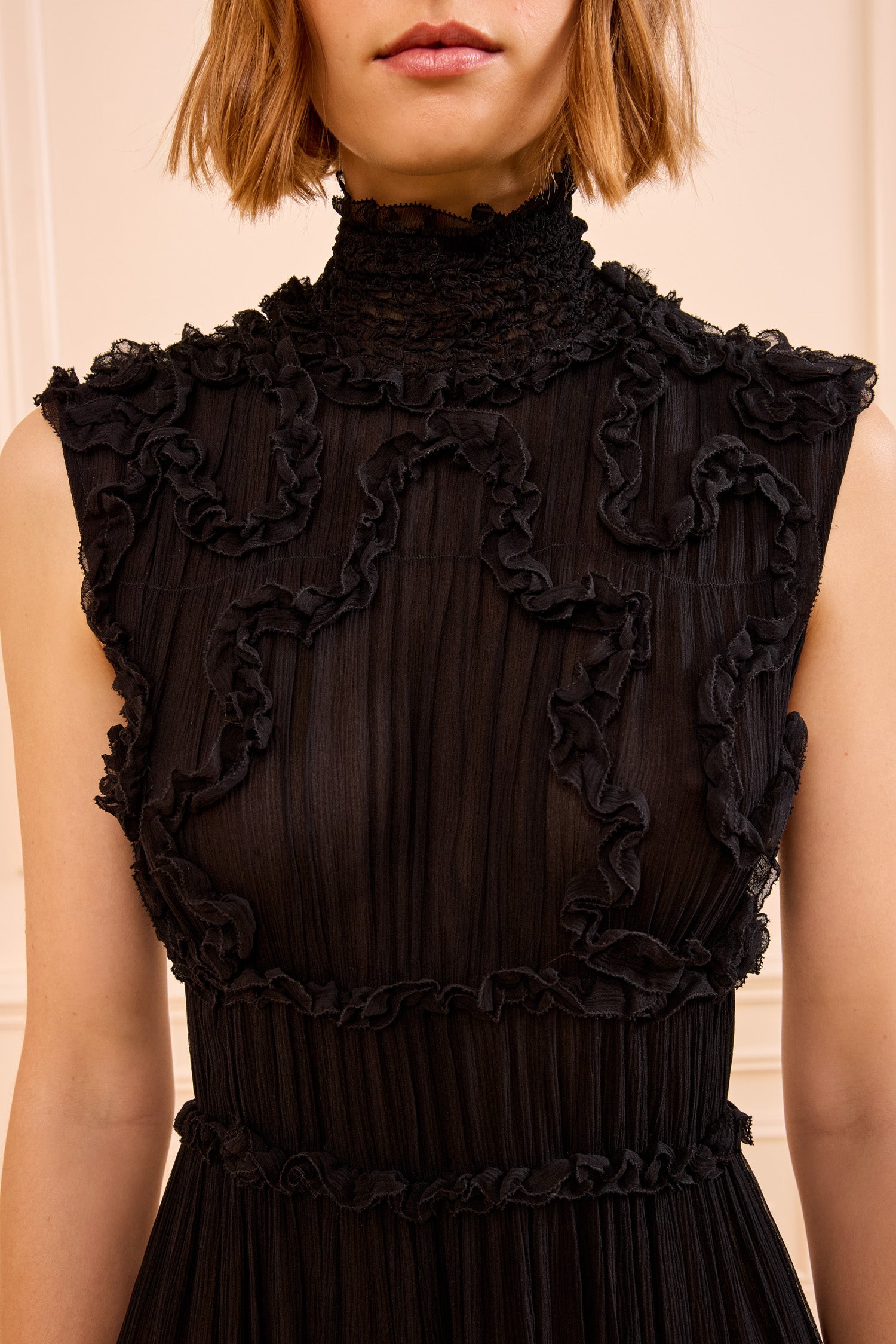 Ulla Johnson Verona Silk Smocked Gown robe longue noire