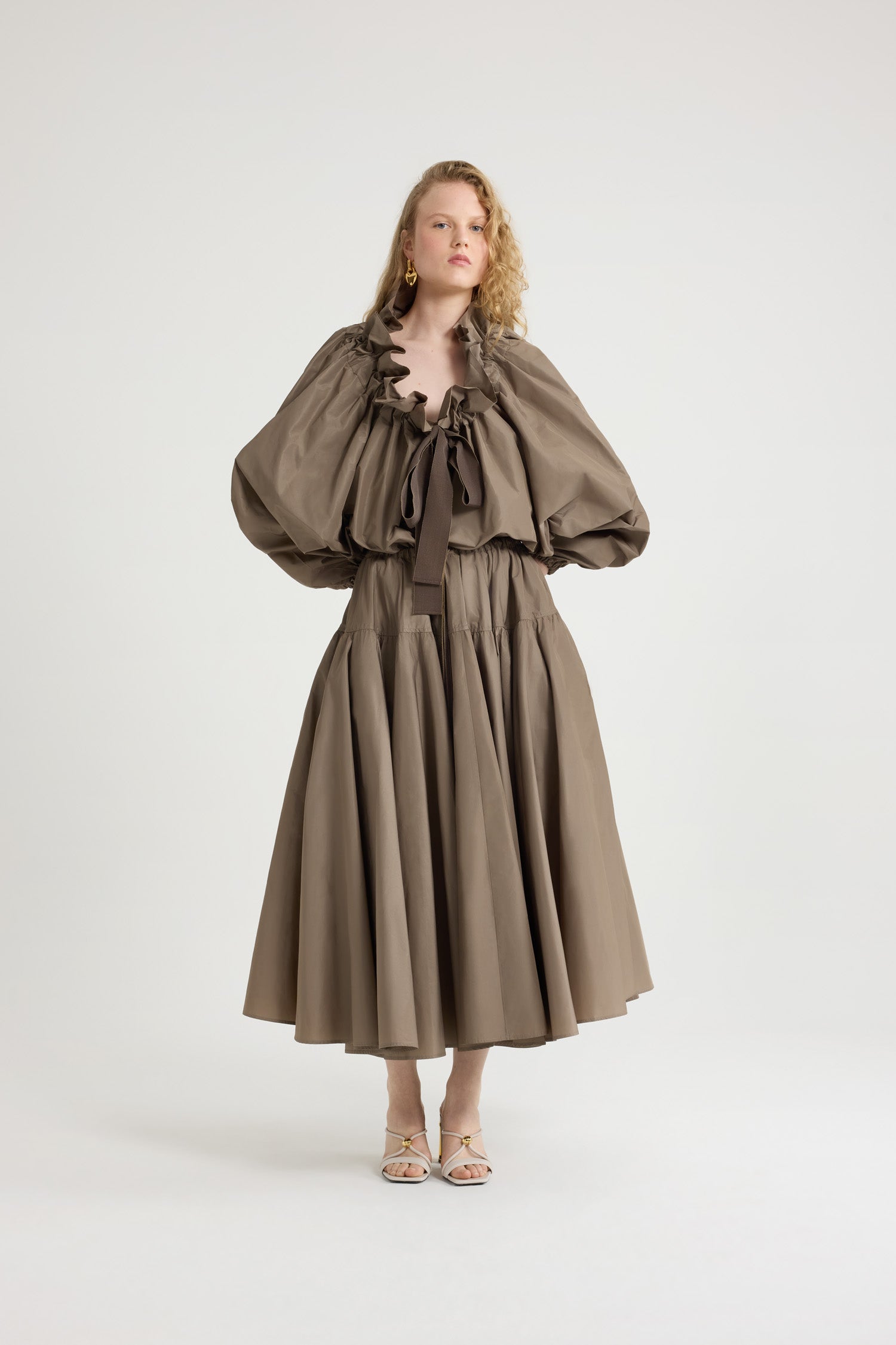 Patou TO017 top mocha faille recyclée col laçage