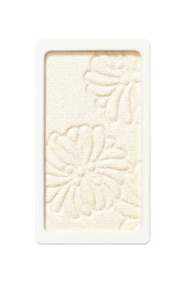 Paul & Joe illuminateur recharge visage 02 Heart flash