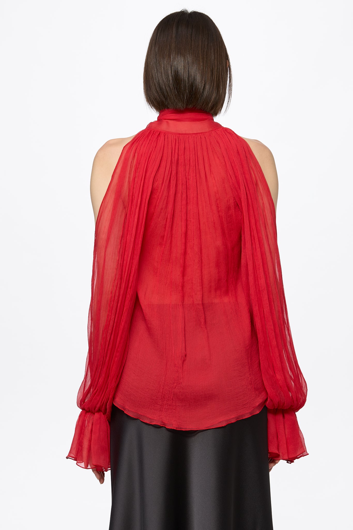 ATU Body Couture Red Chiffon chemise soie rouge épaules nues