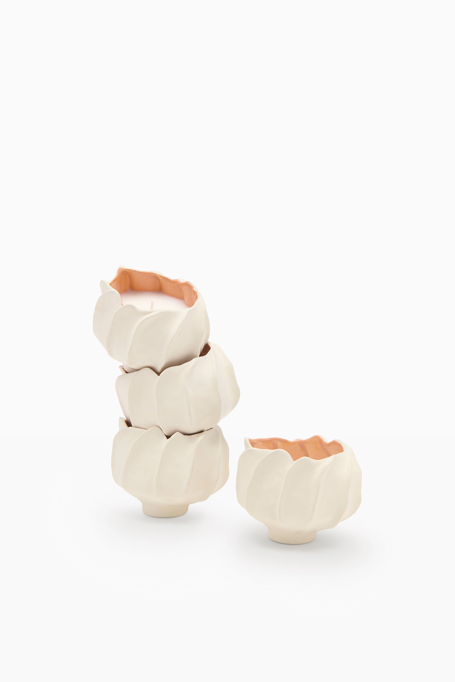 Ulla Johnson Cowrie bougie parfumée 160g