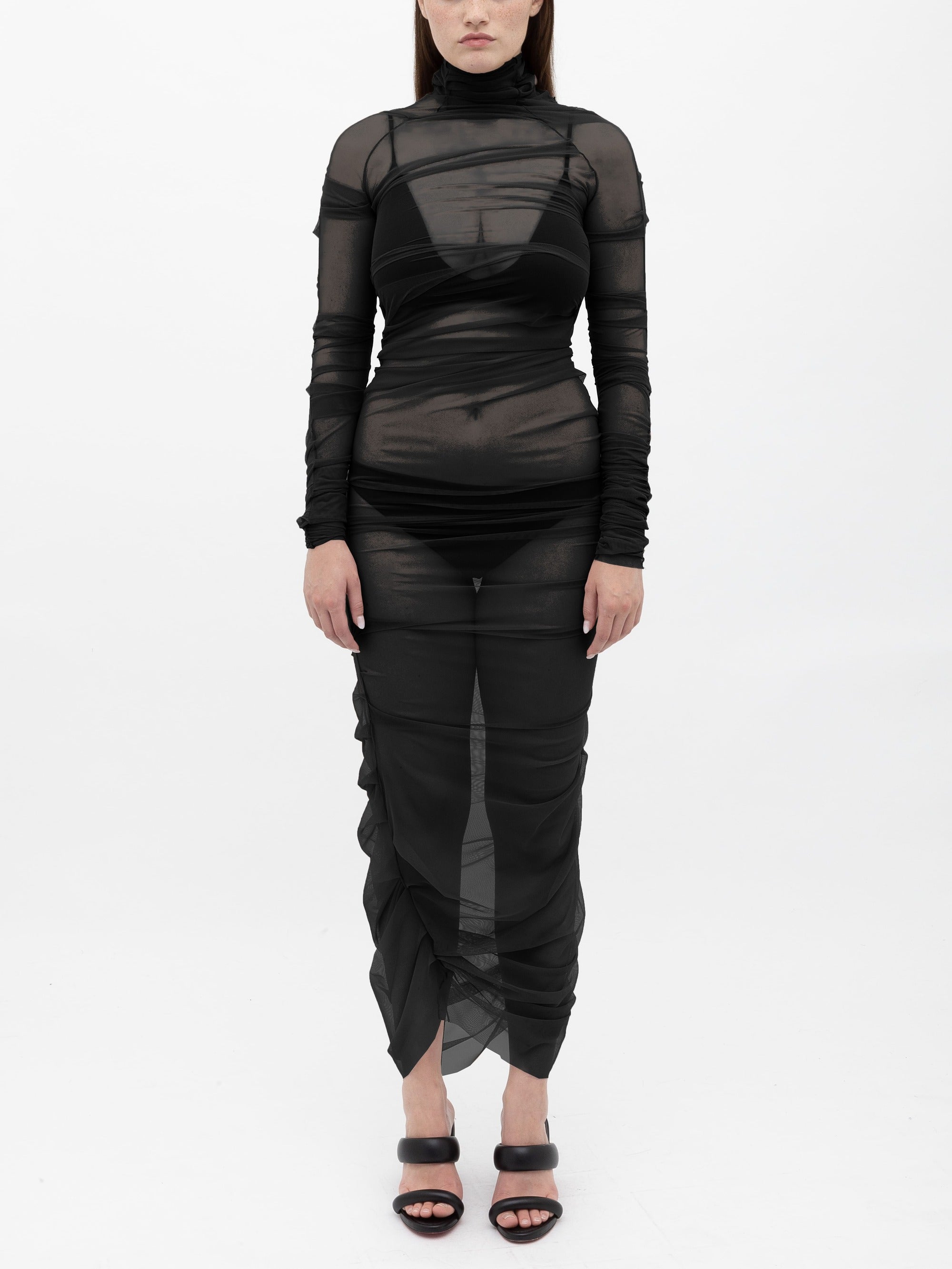 Ester Manas Draped Long Dress robe longue noire drapée