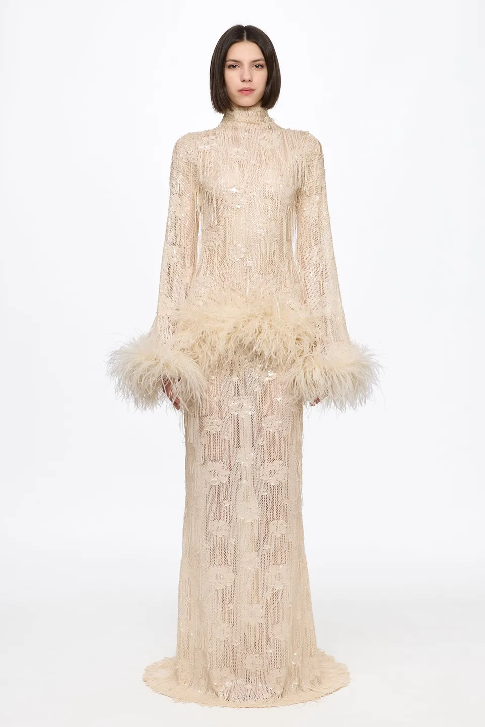 ATU Body Couture Sequins and Feathers robe vanille plumes S