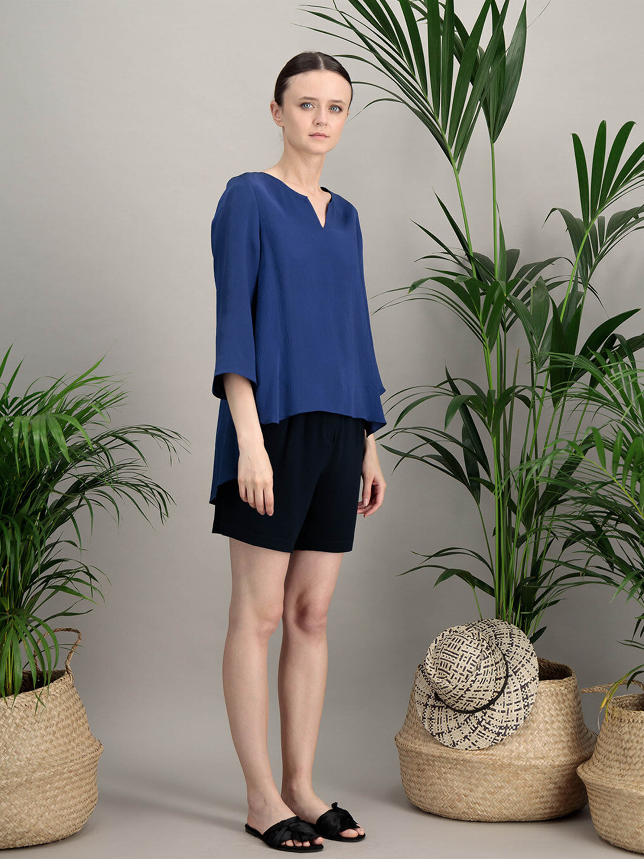 Anahide Saint André Kurta top soie bleu indigo fluide