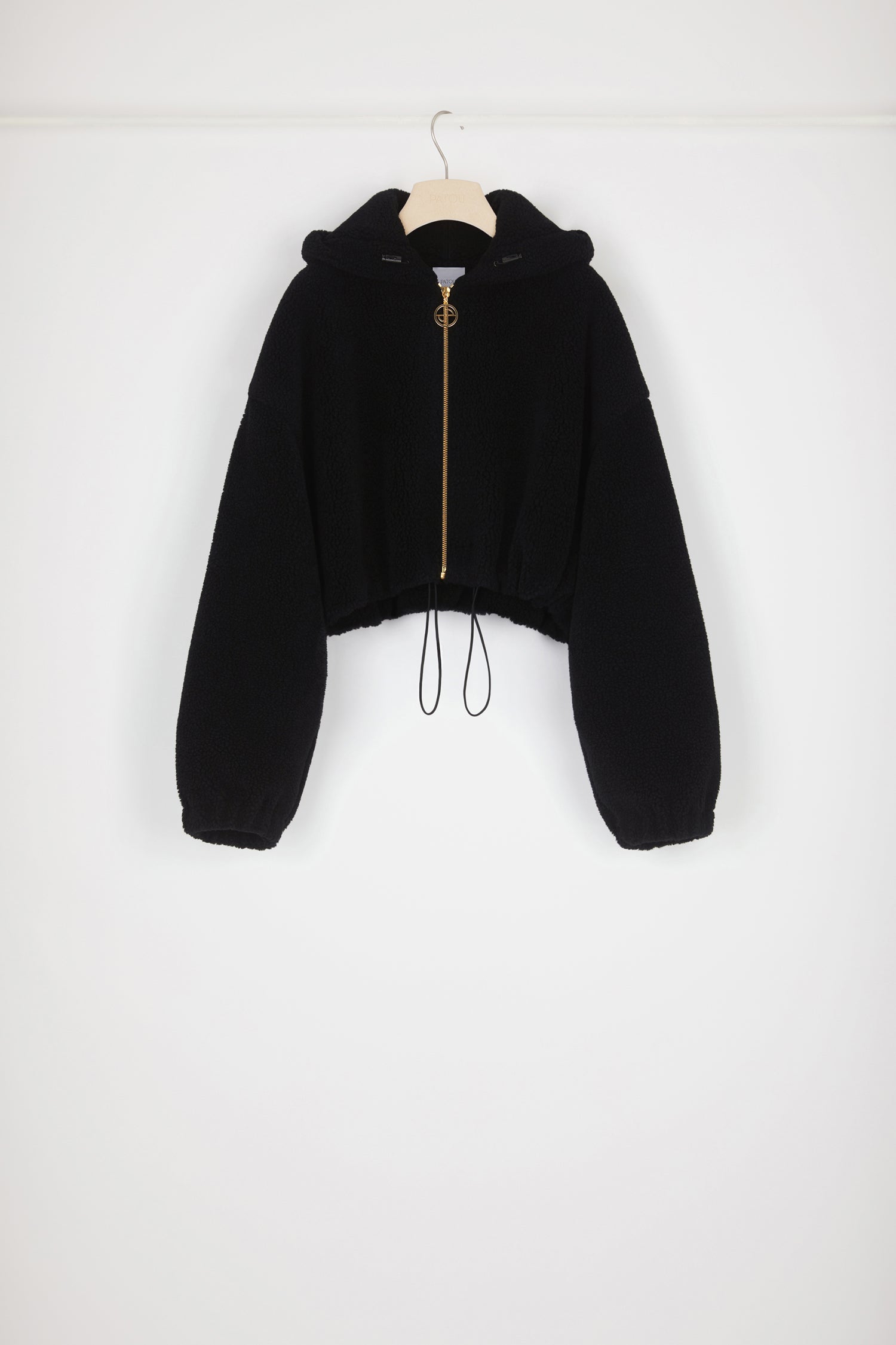 Patou JE056 veste courte Noir fausse fourrure capuche
