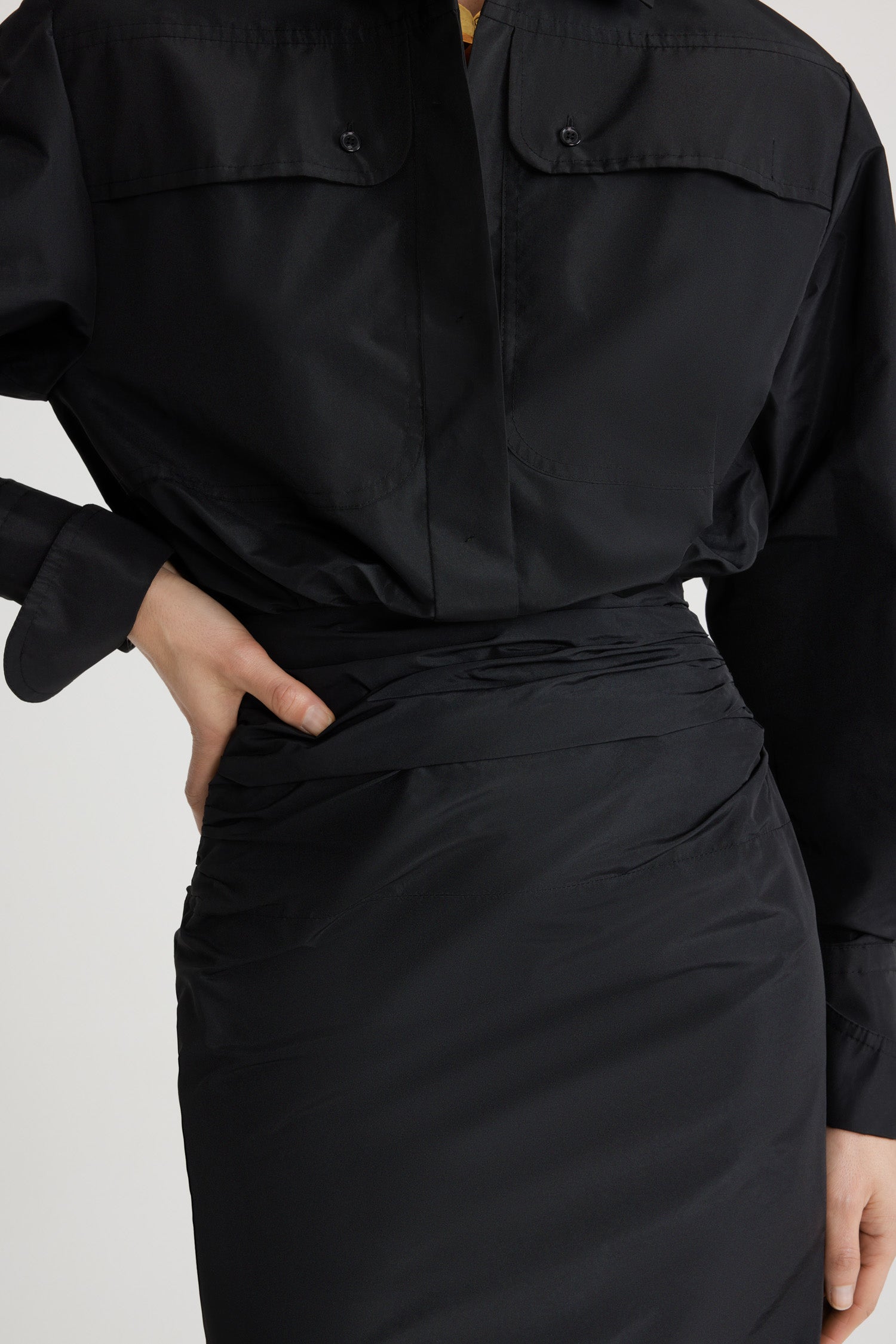 Patou DR155 robe noire safari en faille recyclée