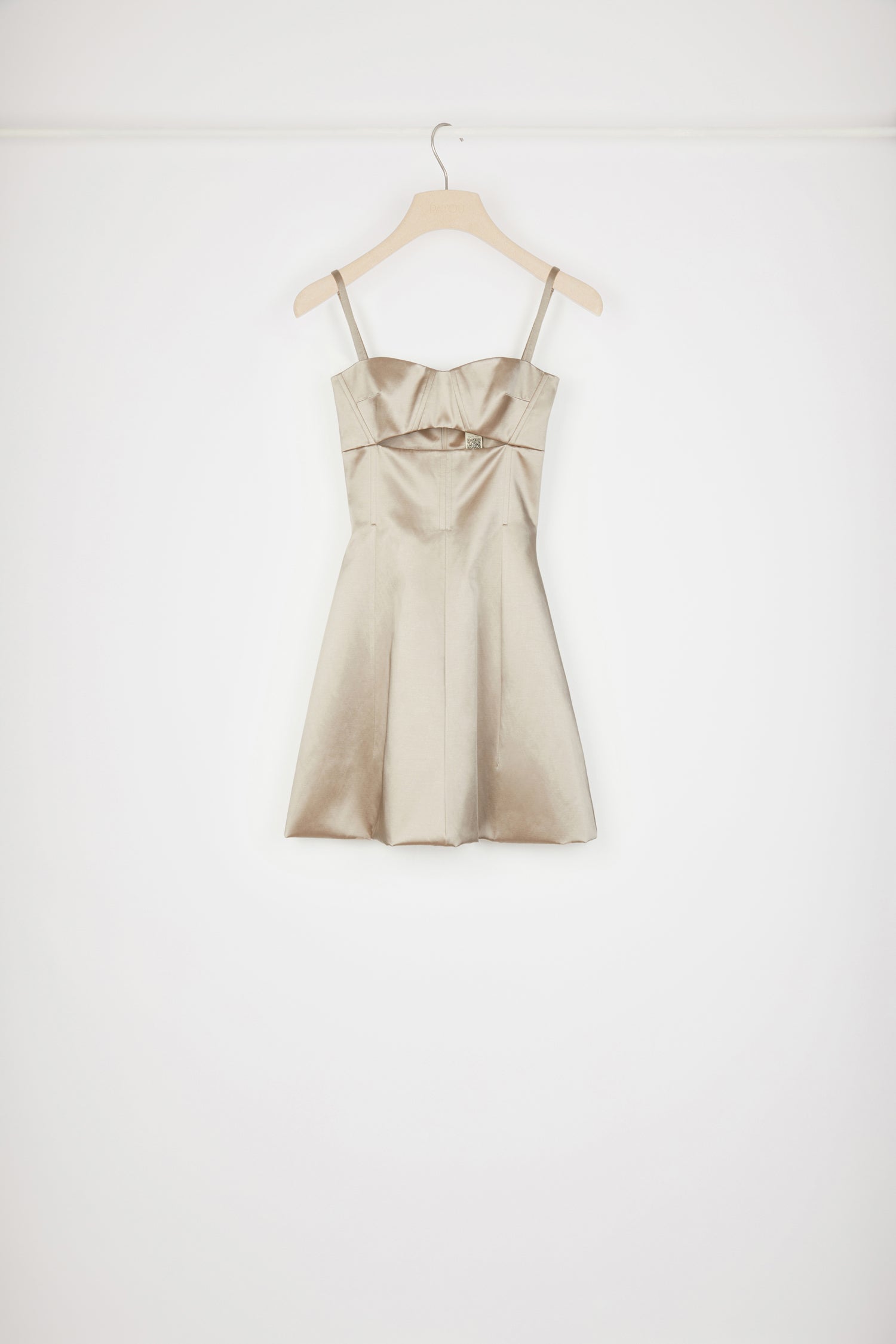 Patou DR111 robe satin coton bio gris Eiffel décolletée