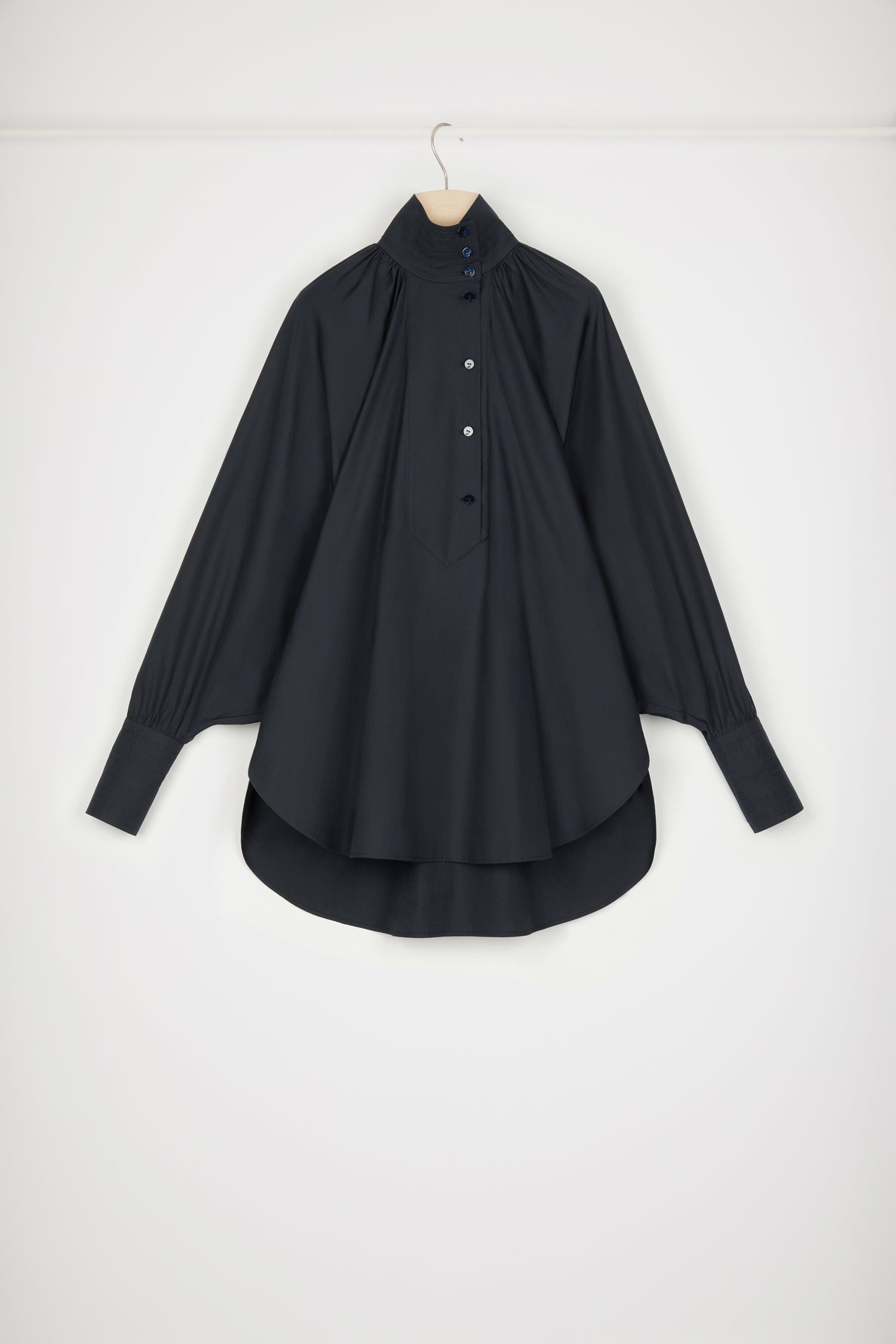 Patou BL022 blouse col montant noir coton bio large