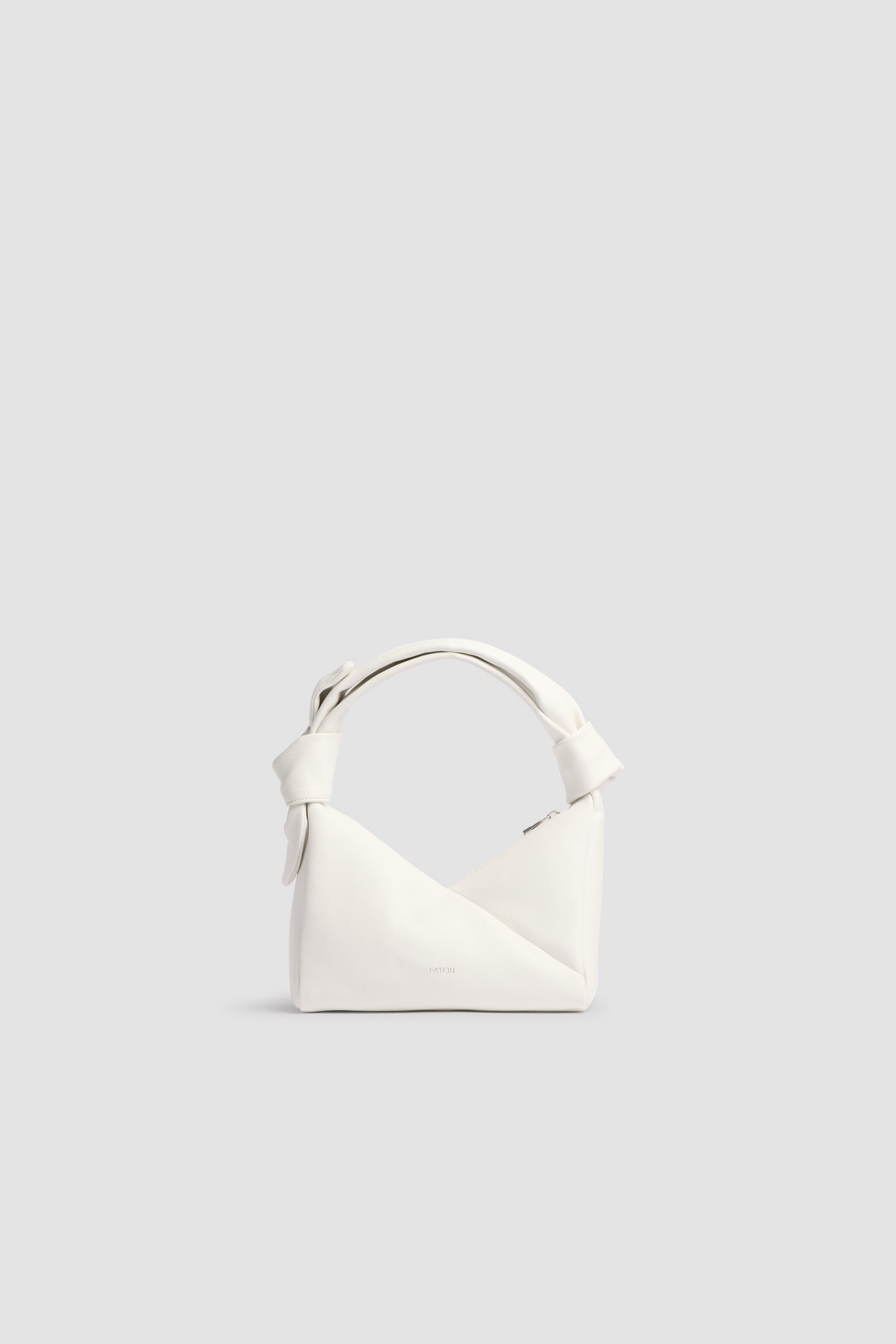 Patou P26BA0295047001S sac blanc cuir triangle