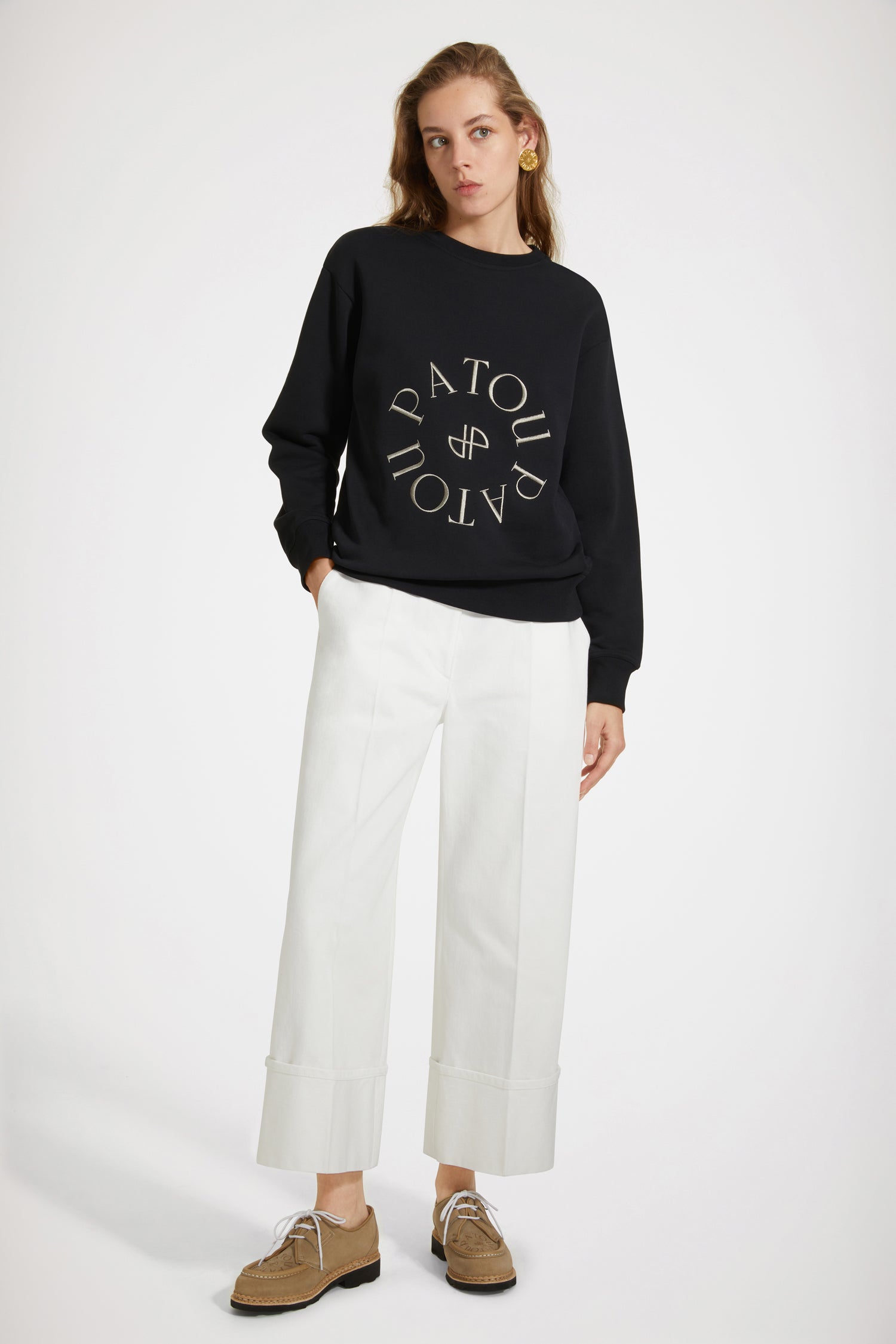 Patou P23JE070 sweat coton bio noir médaillon