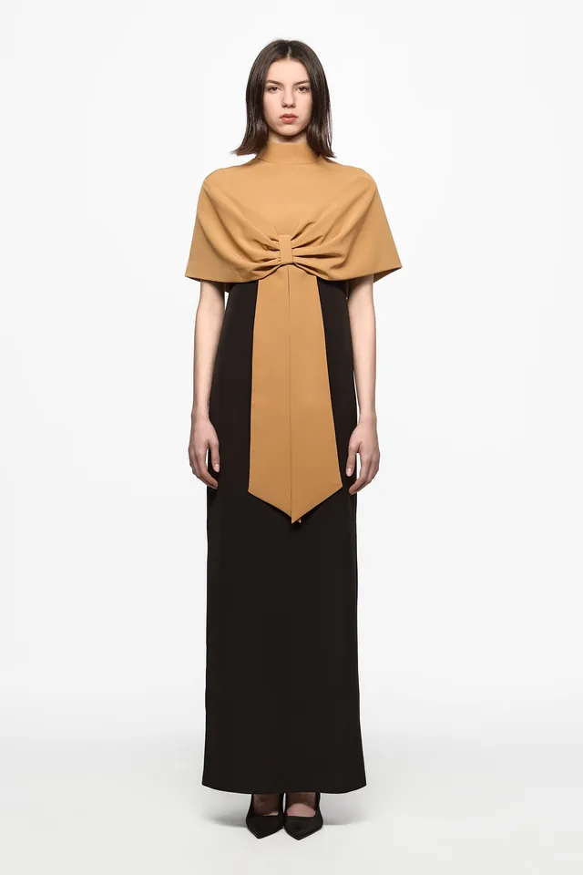 ATU Body Couture robe maxi nœud camel noir