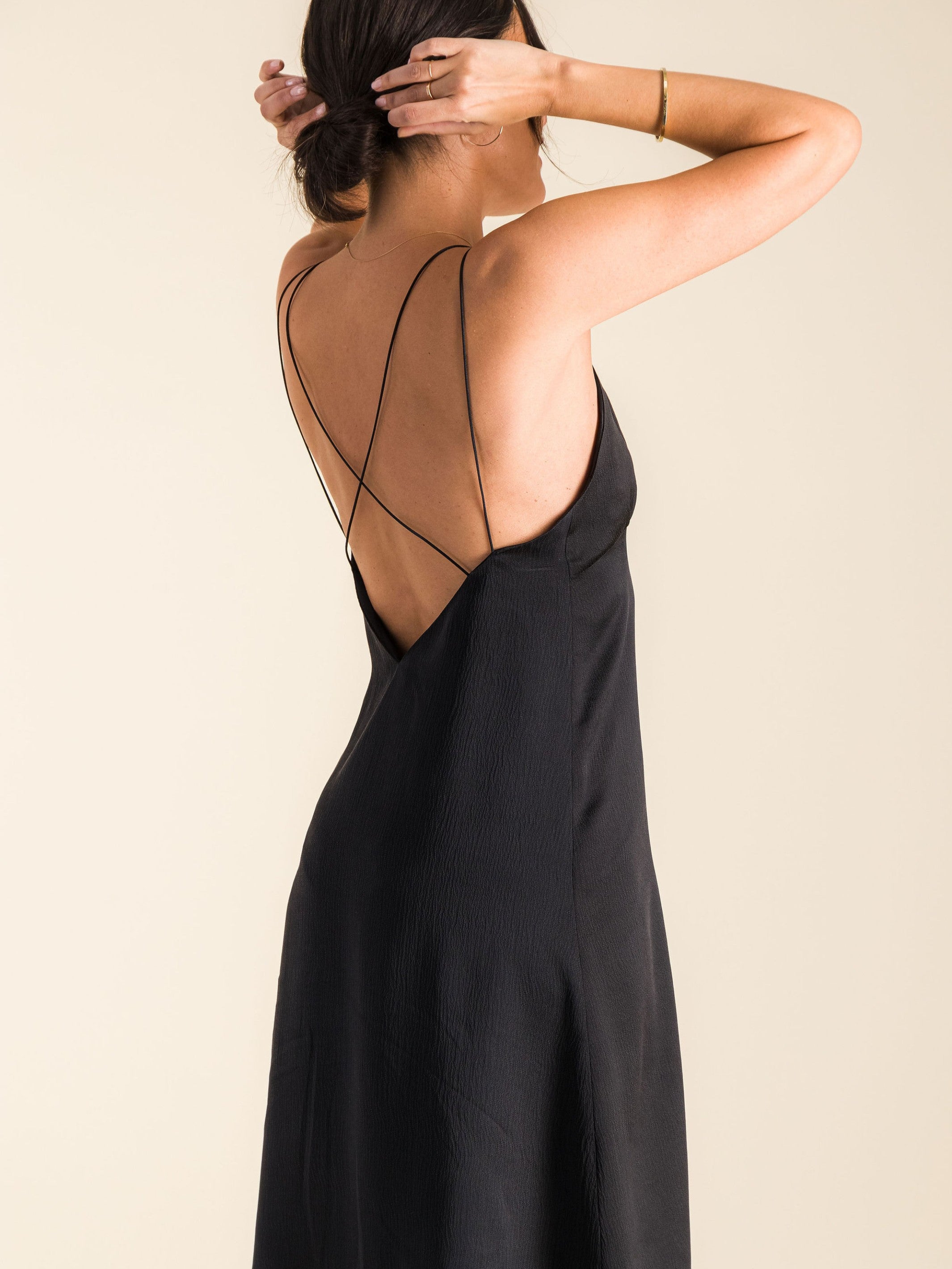 Anahide Saint André Tara robe lingerie noire crêpe de soie