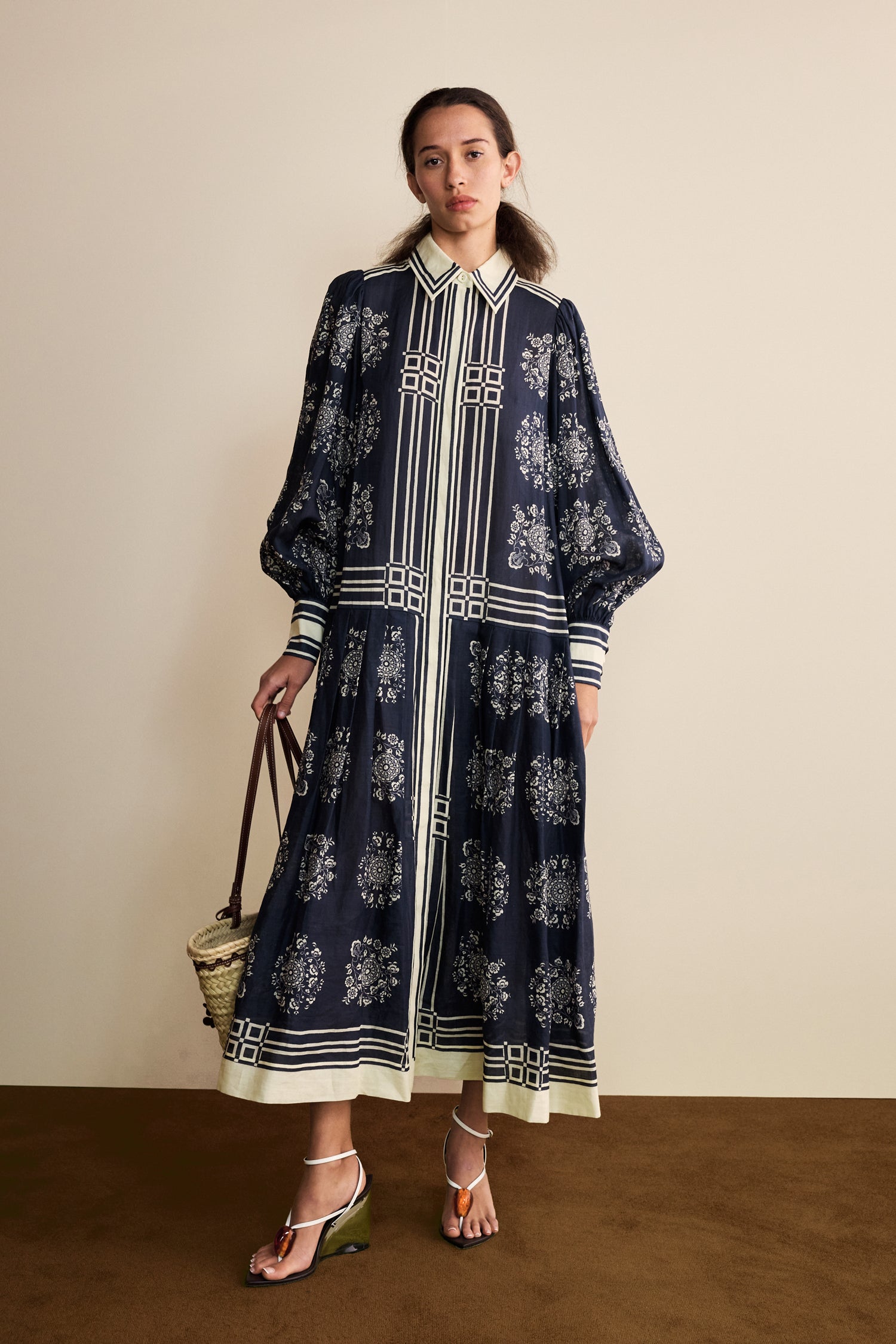Alemais Banderra robe chemise midi ramie fleurie